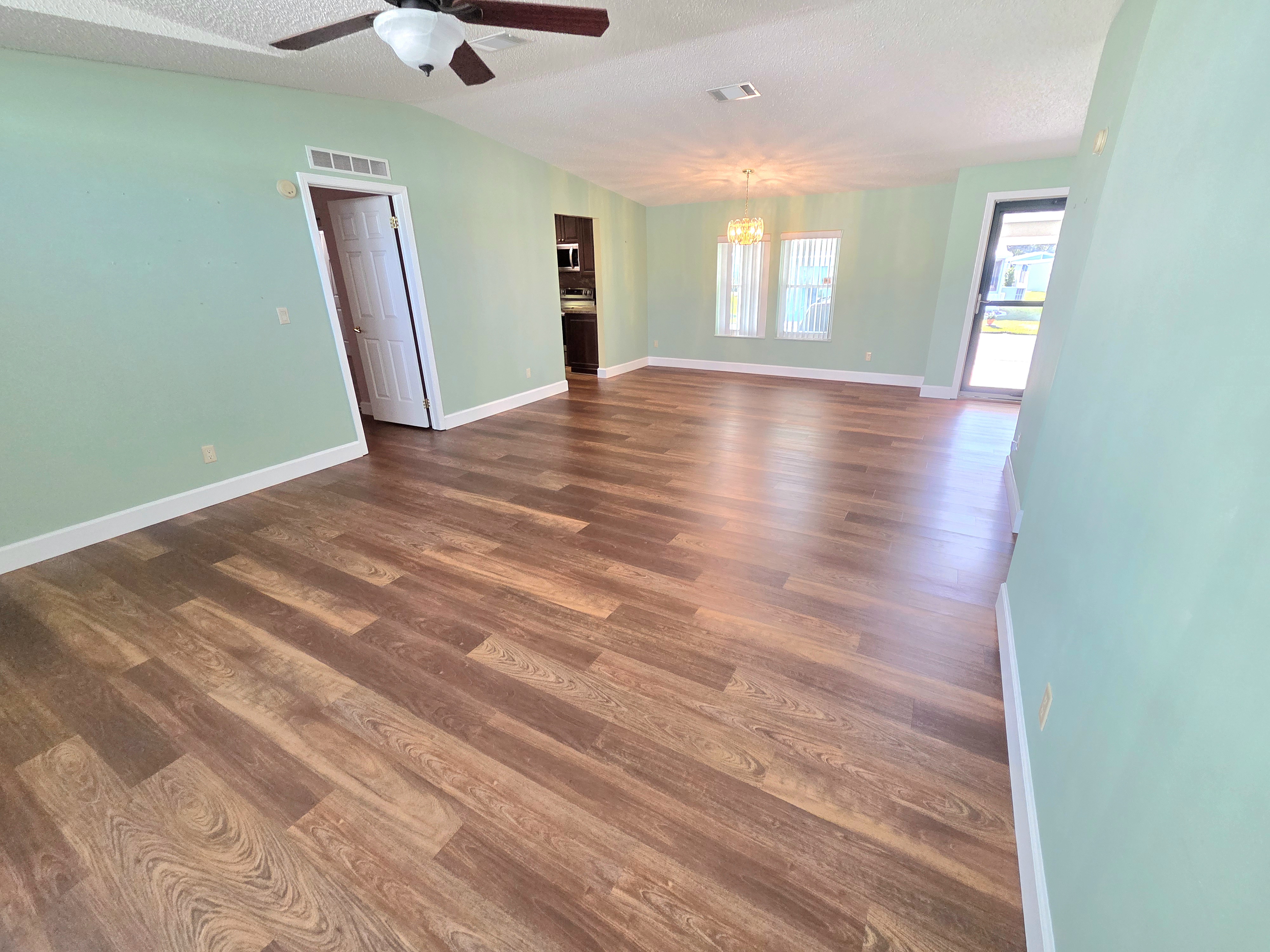 8605 27th Avenue E, Palmetto, Florida 34221, 2 Bedrooms Bedrooms, ,2 BathroomsBathrooms,55-Plus Mobile Home,For Sale,27th Avenue E,4303