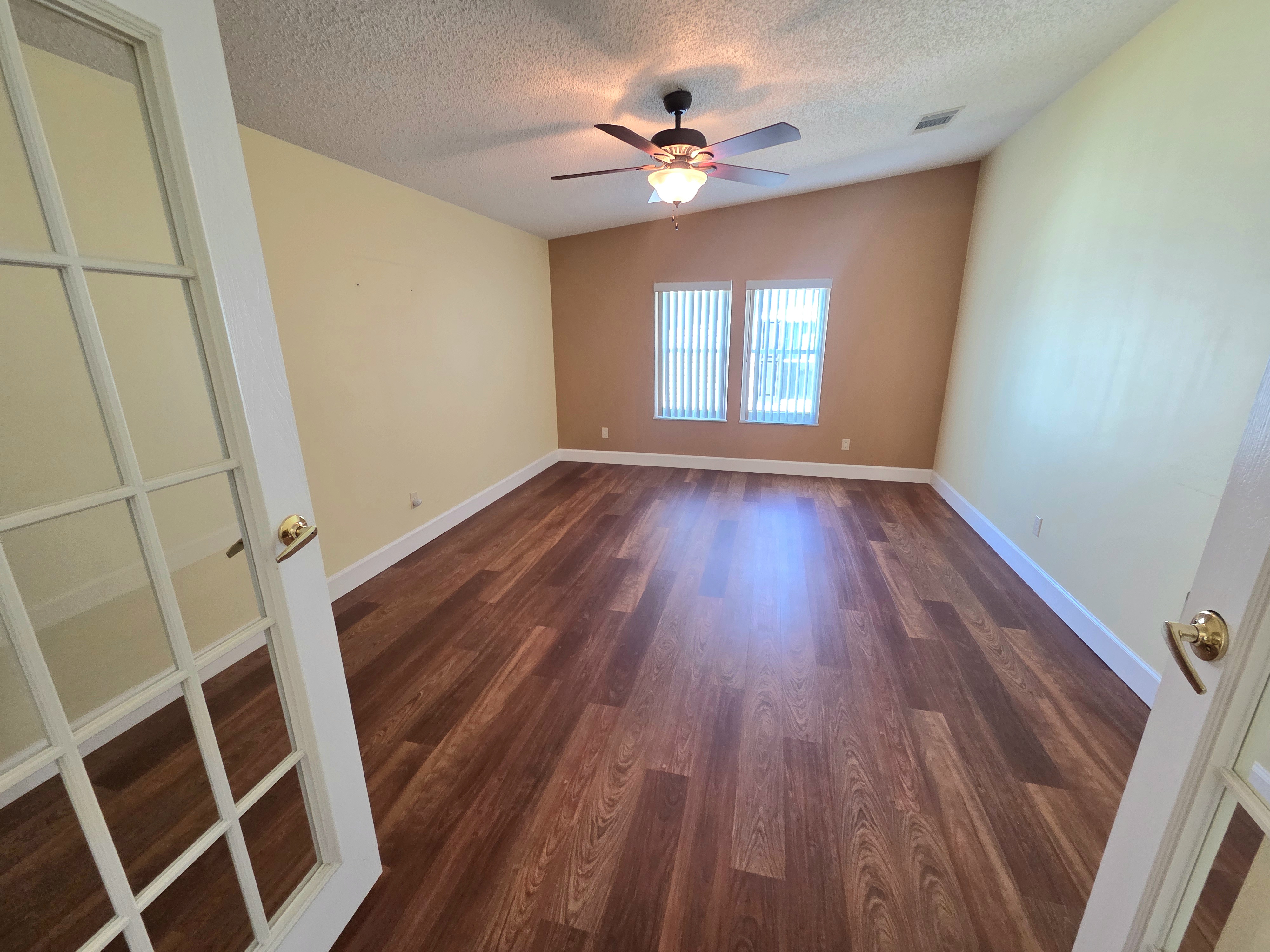 8605 27th Avenue E, Palmetto, Florida 34221, 2 Bedrooms Bedrooms, ,2 BathroomsBathrooms,55-Plus Mobile Home,For Sale,27th Avenue E,4303