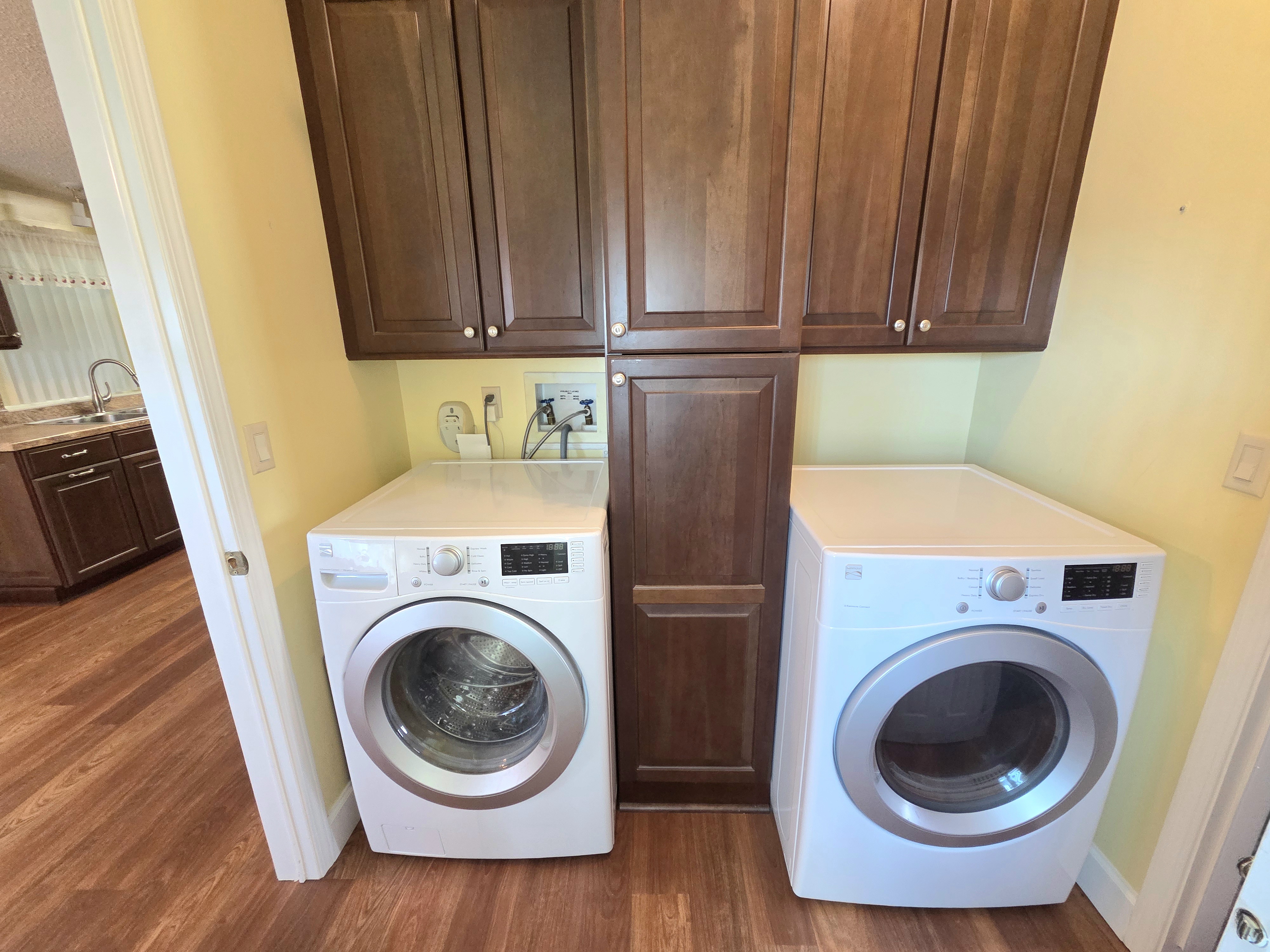 8605 27th Avenue E, Palmetto, Florida 34221, 2 Bedrooms Bedrooms, ,2 BathroomsBathrooms,55-Plus Mobile Home,For Sale,27th Avenue E,4303