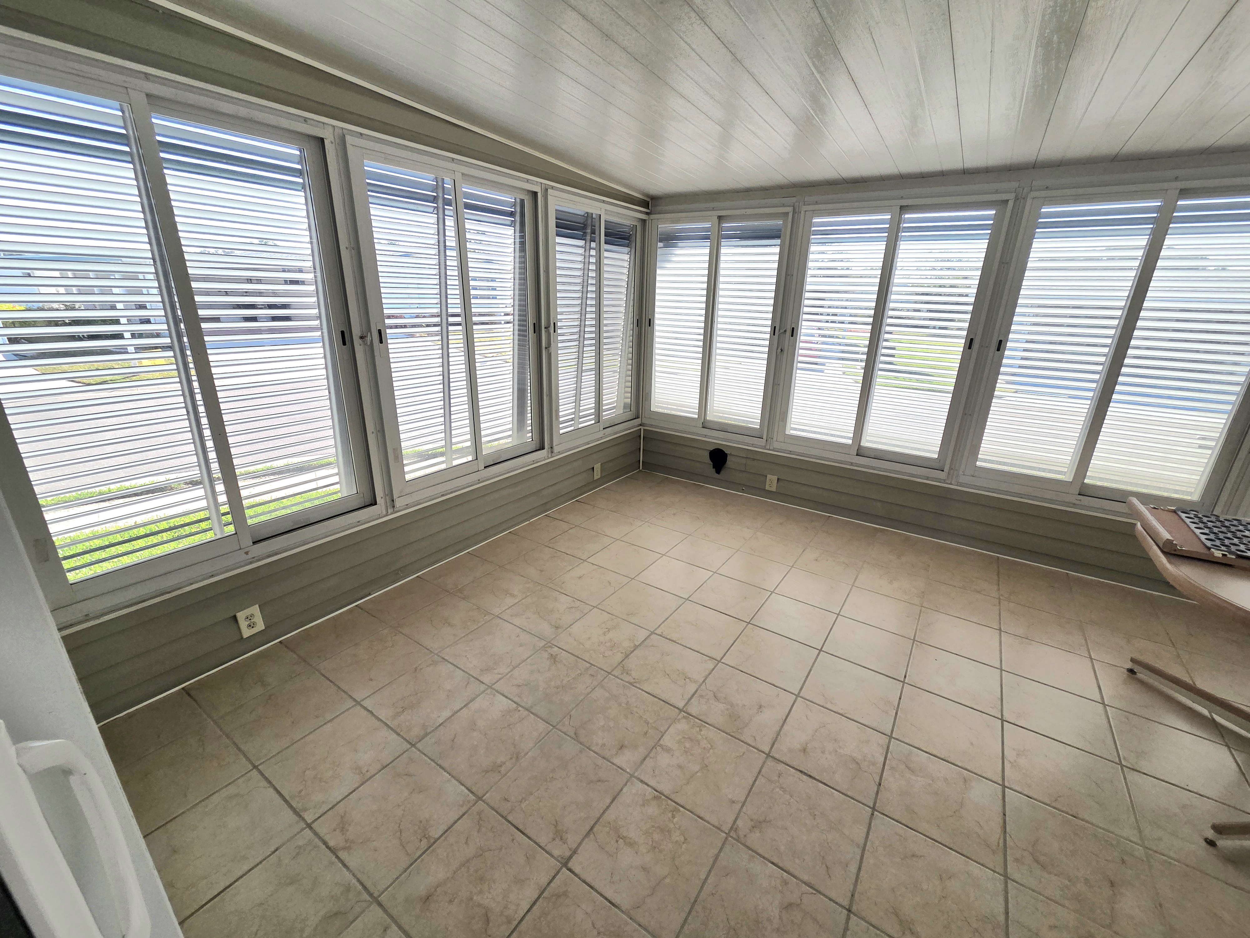 8605 27th Avenue E, Palmetto, Florida 34221, 2 Bedrooms Bedrooms, ,2 BathroomsBathrooms,55-Plus Mobile Home,For Sale,27th Avenue E,4303