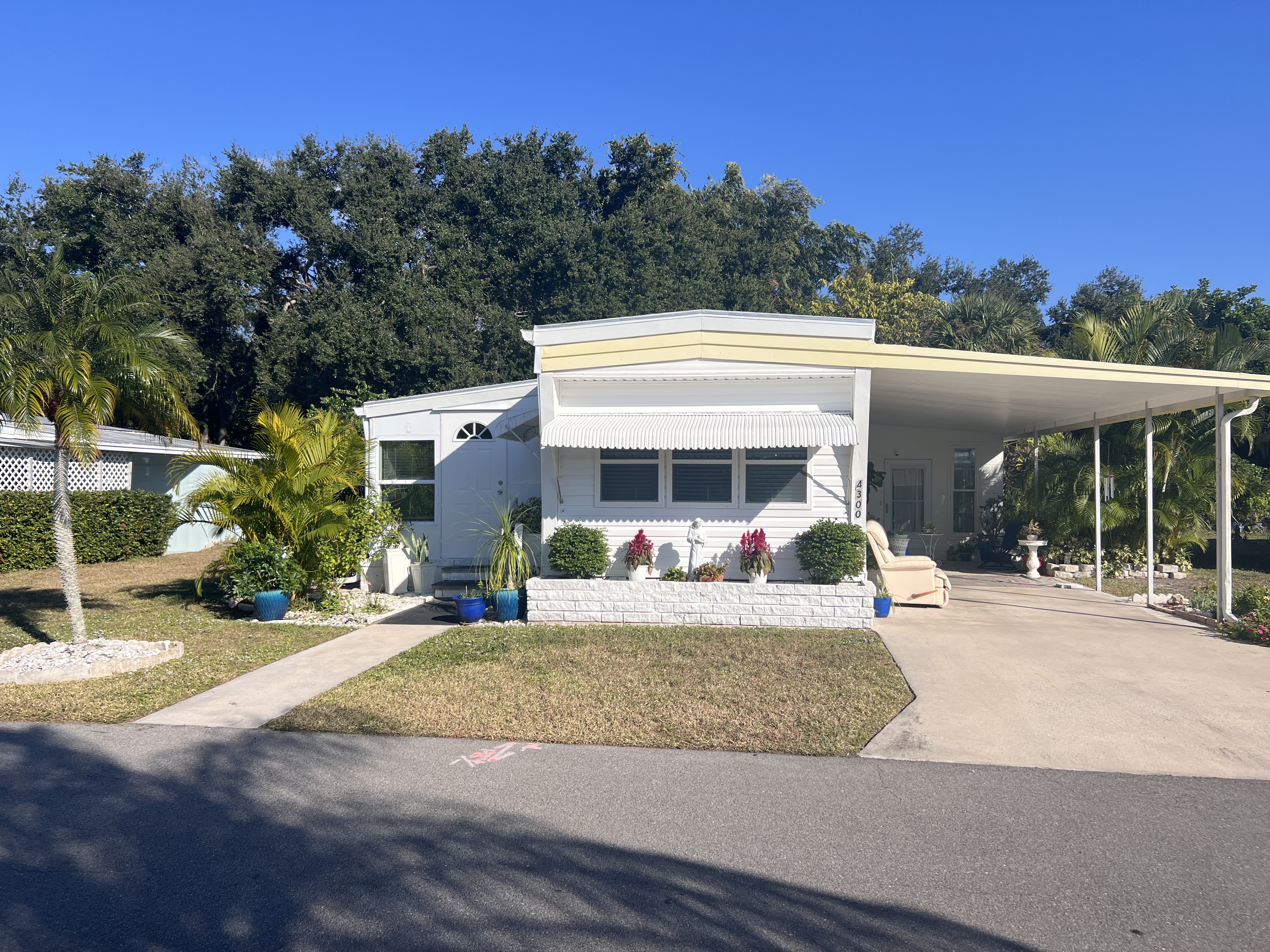 4300 Pittenger Drive, Sarasota, Florida 34234, 2 Bedrooms Bedrooms, ,1 BathroomBathrooms,55-Plus Mobile Home,For Sale,Pittenger Drive,4307