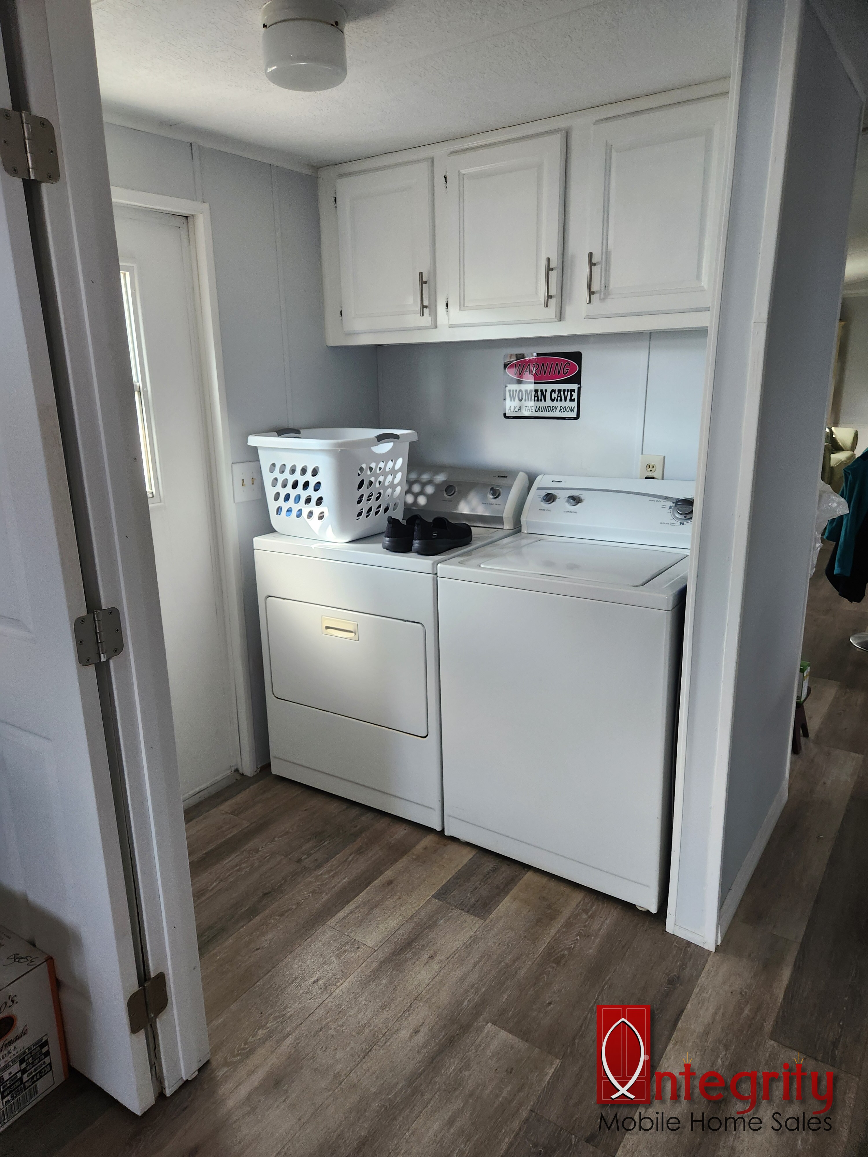 6810 Coconut Grove Circle, Ellenton, Florida 34222, 2 Bedrooms Bedrooms, ,2 BathroomsBathrooms,55-Plus Mobile Home,For Sale,Coconut Grove Circle,4309