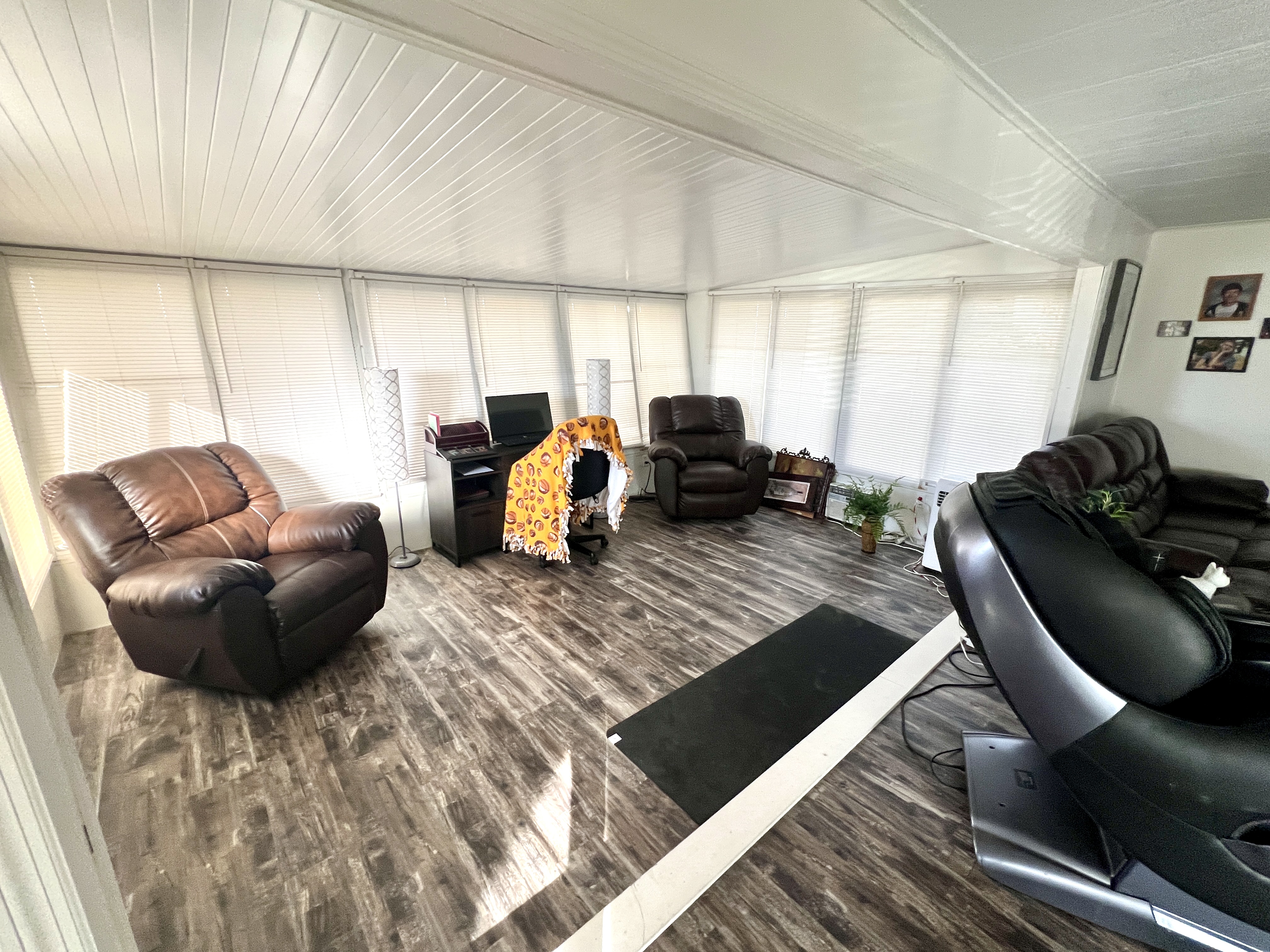 7328 Kings Drive, Ellenton, Florida 34222, 2 Bedrooms Bedrooms, ,2 BathroomsBathrooms,55-Plus Mobile Home,For Sale,Kings Drive,4312