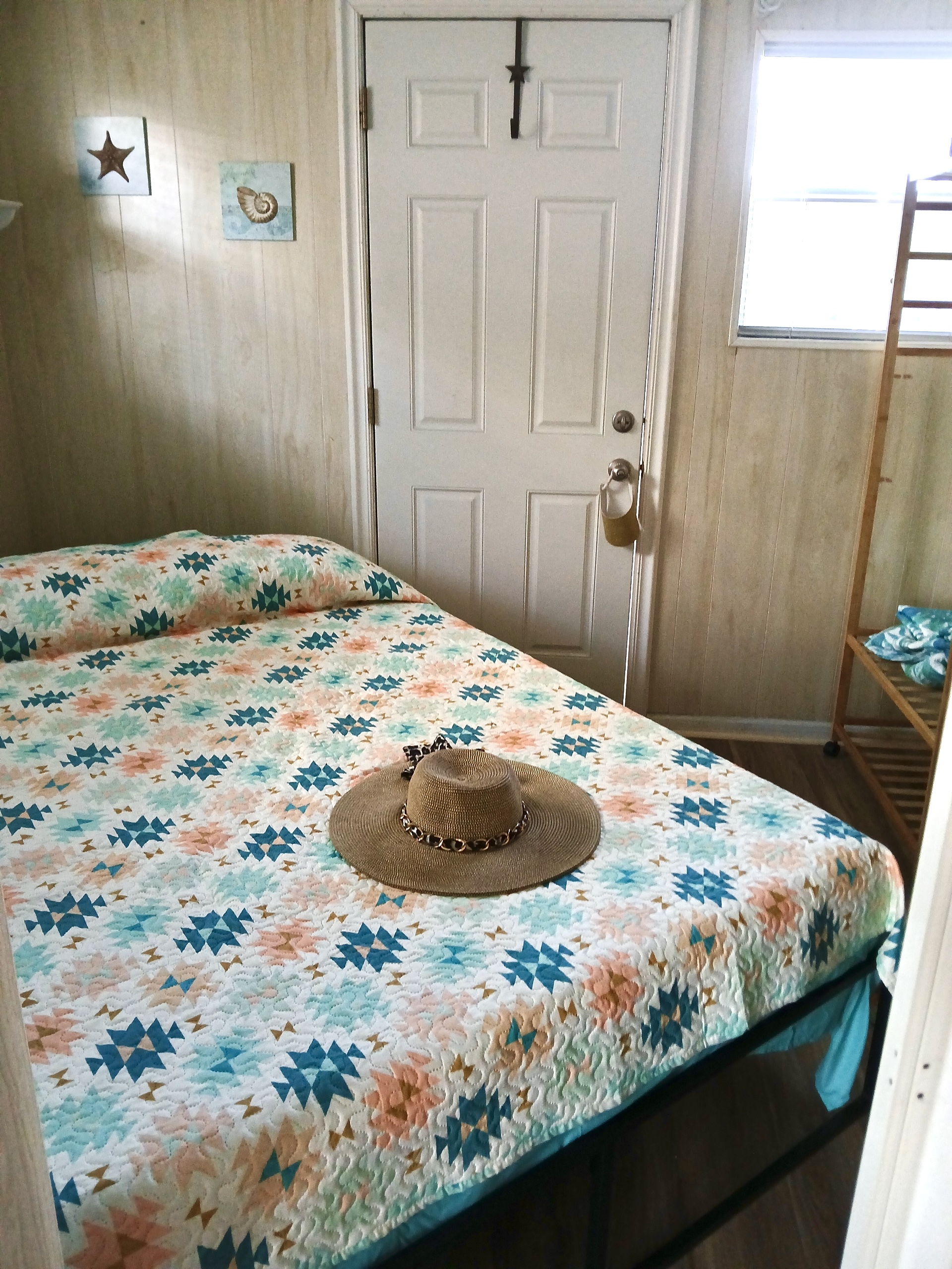 9303 Bayshore Road, Lot A2, Palmetto, Florida 34221, 2 Bedrooms Bedrooms, ,1 BathroomBathrooms,55-Plus Mobile Home,For Sale,9303 Bayshore Road, Lot A2,4326