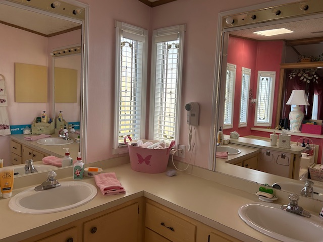 3008 Pindo Palm Pl, Ellenton, Florida 34222, 2 Bedrooms Bedrooms, ,2 BathroomsBathrooms,55-Plus Mobile Home,For Sale,Pindo Palm Pl,4329