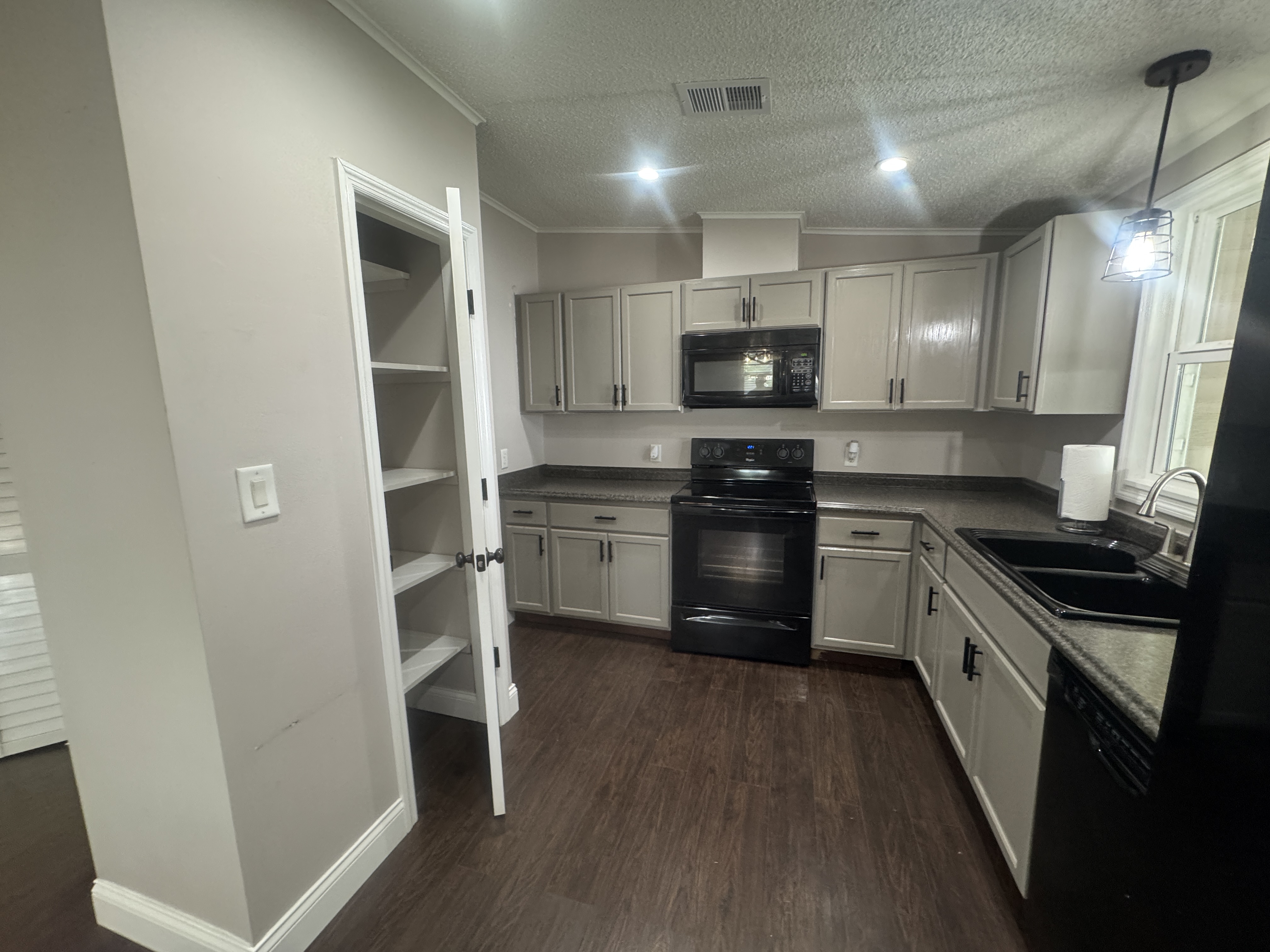 3803 Buena Vista Dr S, Ellenton, Florida 34222, 2 Bedrooms Bedrooms, ,2 BathroomsBathrooms,55-Plus Mobile Home,For Sale,Buena Vista Dr S,4331