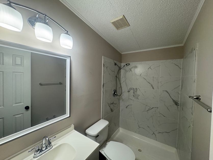 3803 Buena Vista Dr S, Ellenton, Florida 34222, 2 Bedrooms Bedrooms, ,2 BathroomsBathrooms,55-Plus Mobile Home,For Sale,Buena Vista Dr S,4331