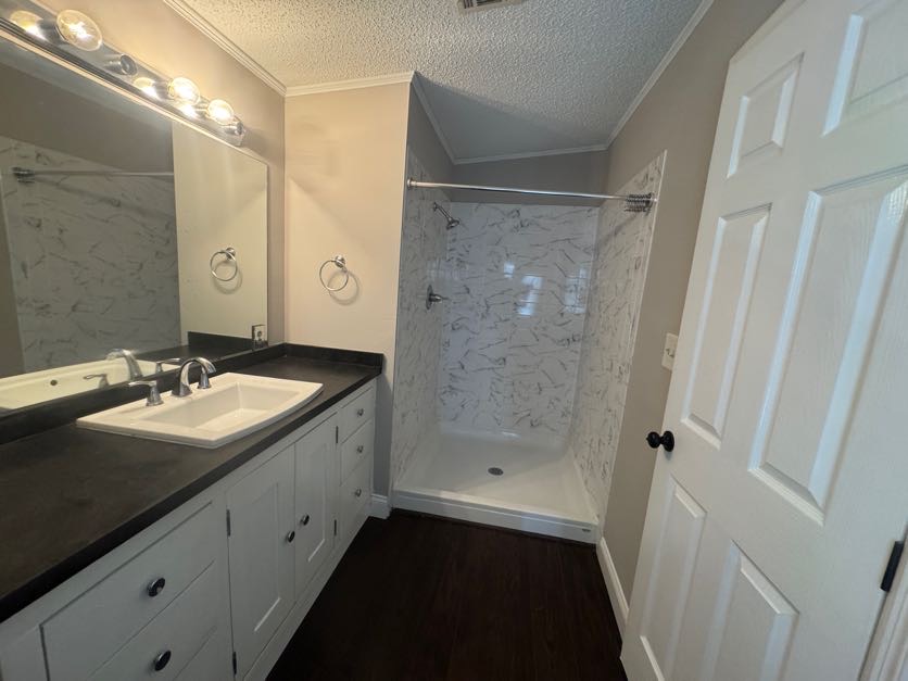 3803 Buena Vista Dr S, Ellenton, Florida 34222, 2 Bedrooms Bedrooms, ,2 BathroomsBathrooms,55-Plus Mobile Home,For Sale,Buena Vista Dr S,4331