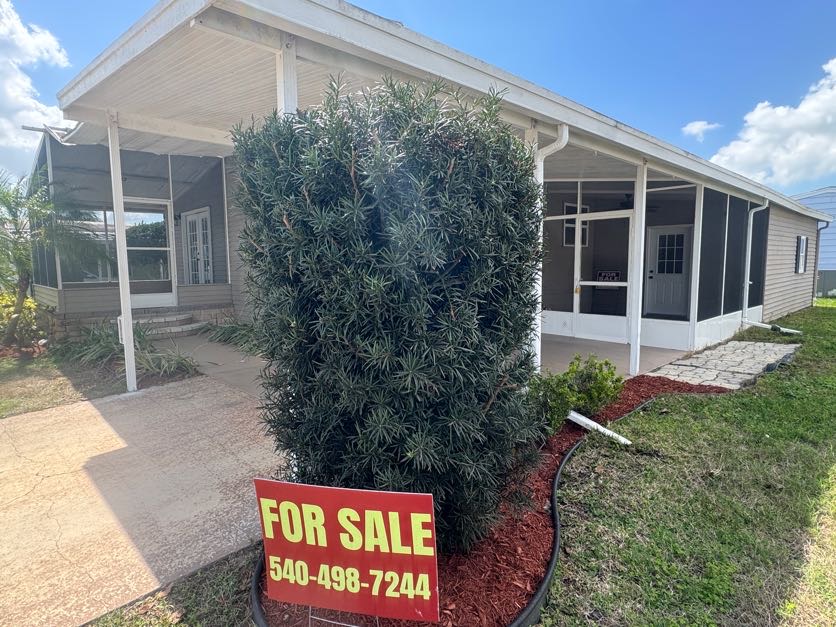 3803 Buena Vista Dr S, Ellenton, Florida 34222, 2 Bedrooms Bedrooms, ,2 BathroomsBathrooms,55-Plus Mobile Home,For Sale,Buena Vista Dr S,4331