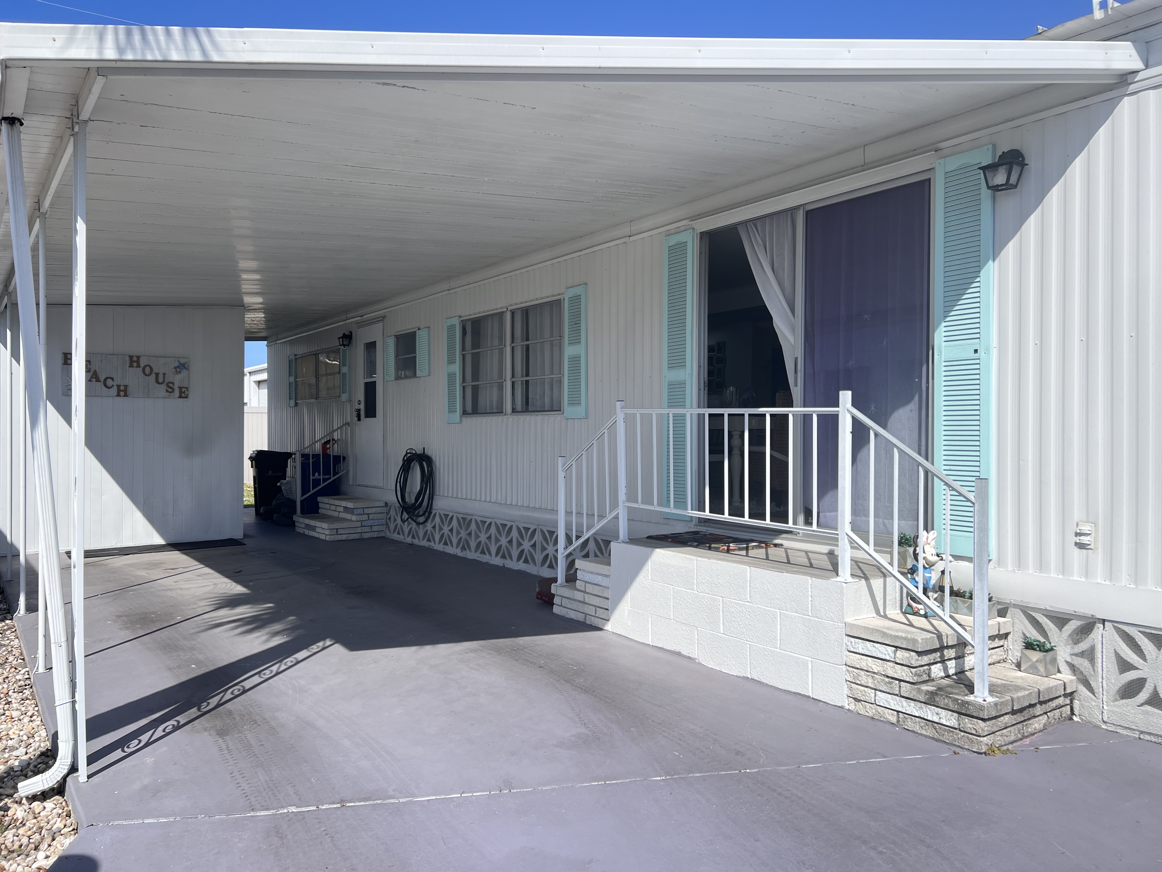 1919 Buccaneer Dr, Lot 54, Sarasota, Florida 34231, 2 Bedrooms Bedrooms, ,2 BathroomsBathrooms,55-Plus Mobile Home,For Sale,Buccaneer Dr, Lot 54,4335