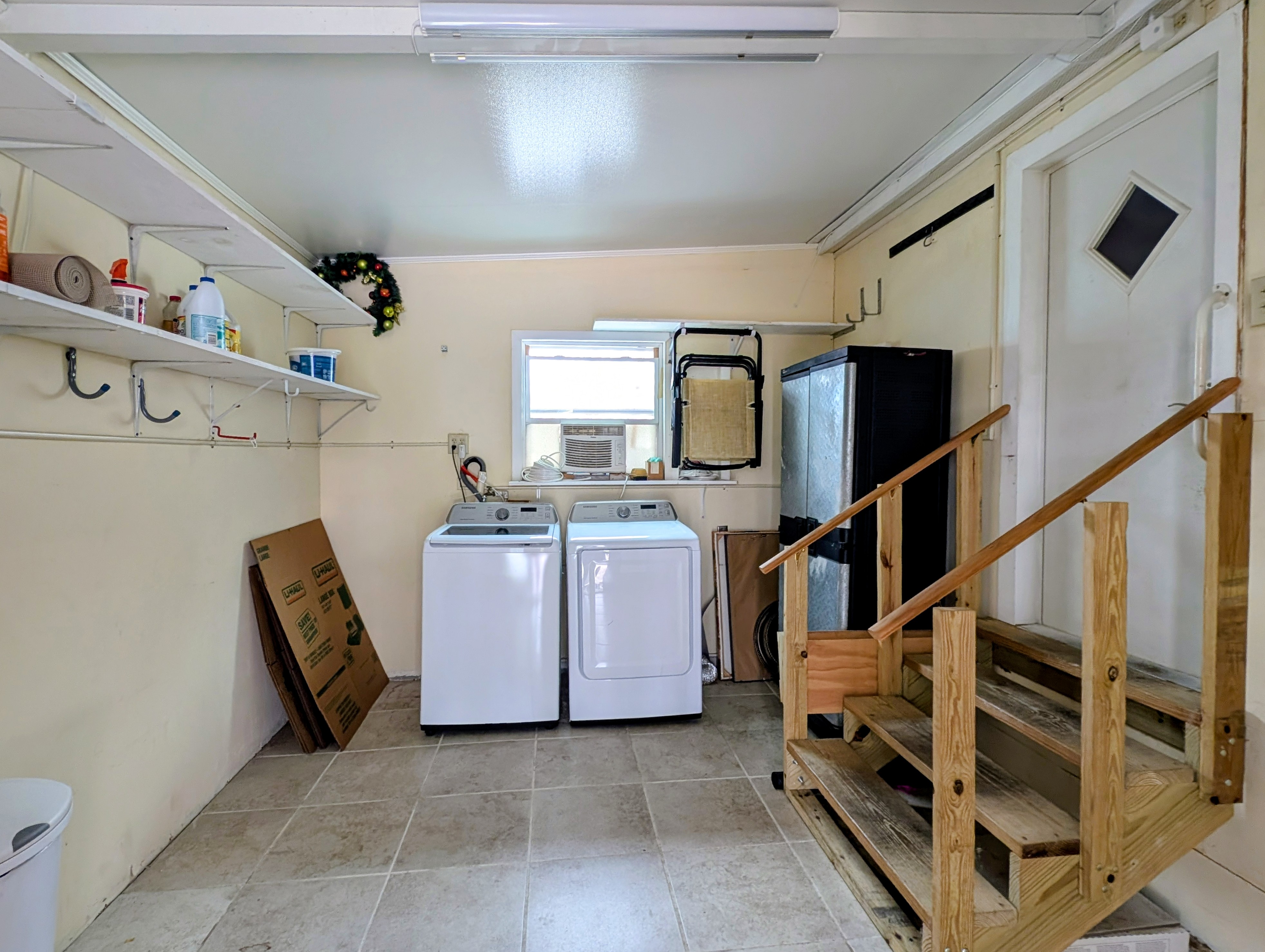 2206 Chaney Dr, Lot 414, Ruskin, Florida 33570, 2 Bedrooms Bedrooms, ,1 BathroomBathrooms,55-Plus Mobile Home,For Sale,Chaney Dr, Lot 414,4339