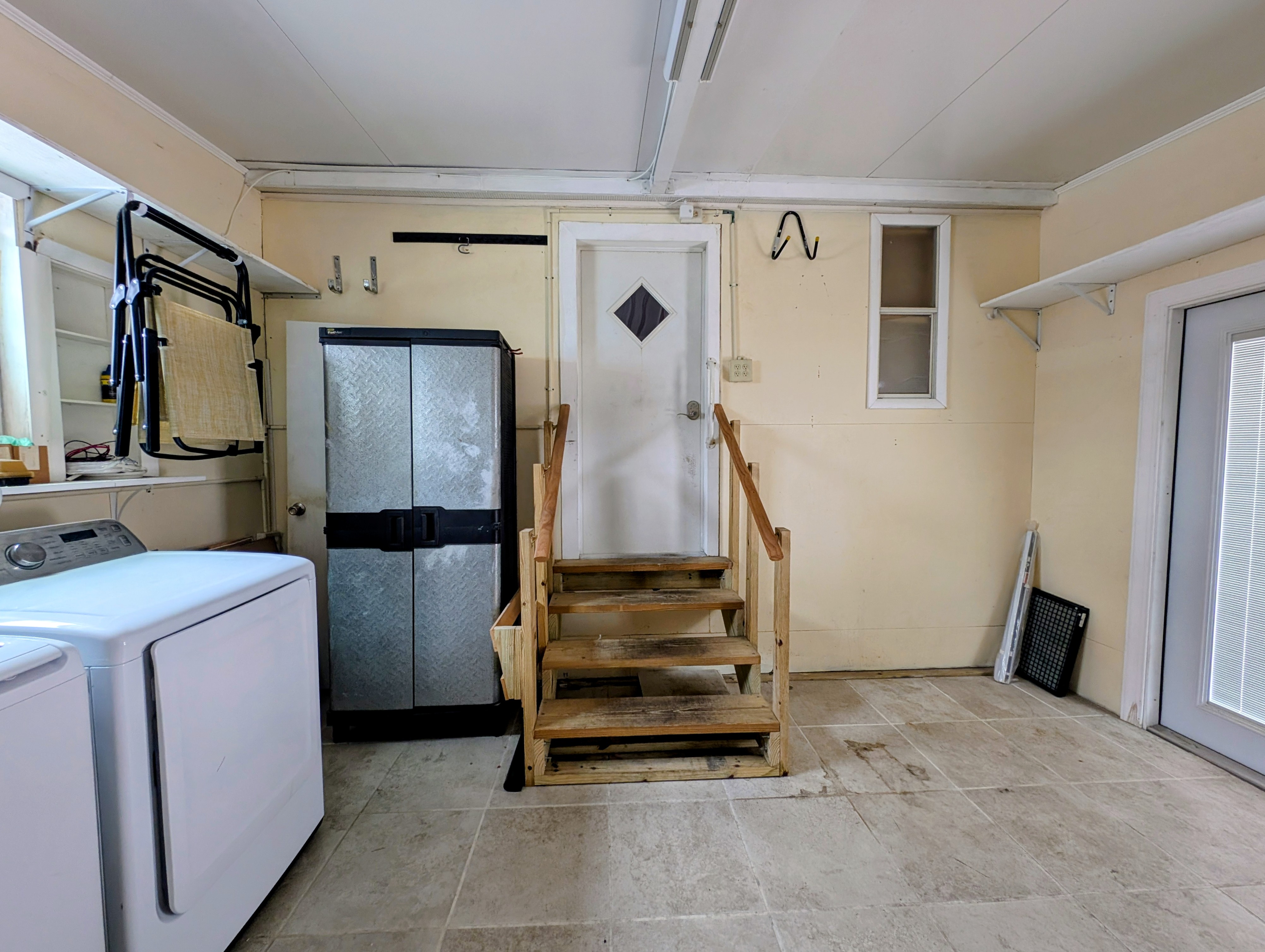 2206 Chaney Dr, Lot 414, Ruskin, Florida 33570, 2 Bedrooms Bedrooms, ,1 BathroomBathrooms,55-Plus Mobile Home,For Sale,Chaney Dr, Lot 414,4339