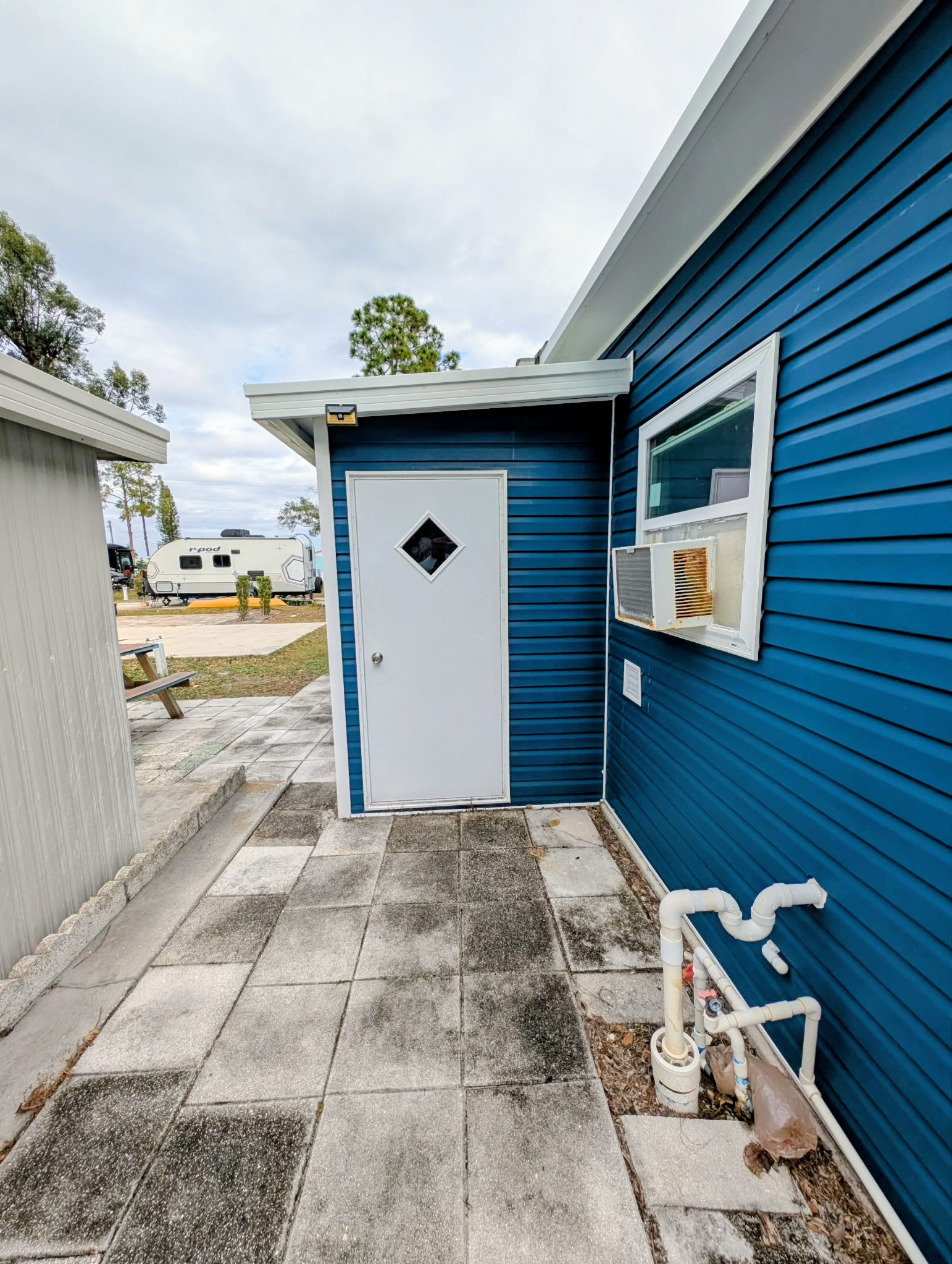 2206 Chaney Dr, Lot 414, Ruskin, Florida 33570, 2 Bedrooms Bedrooms, ,1 BathroomBathrooms,55-Plus Mobile Home,For Sale,Chaney Dr, Lot 414,4339