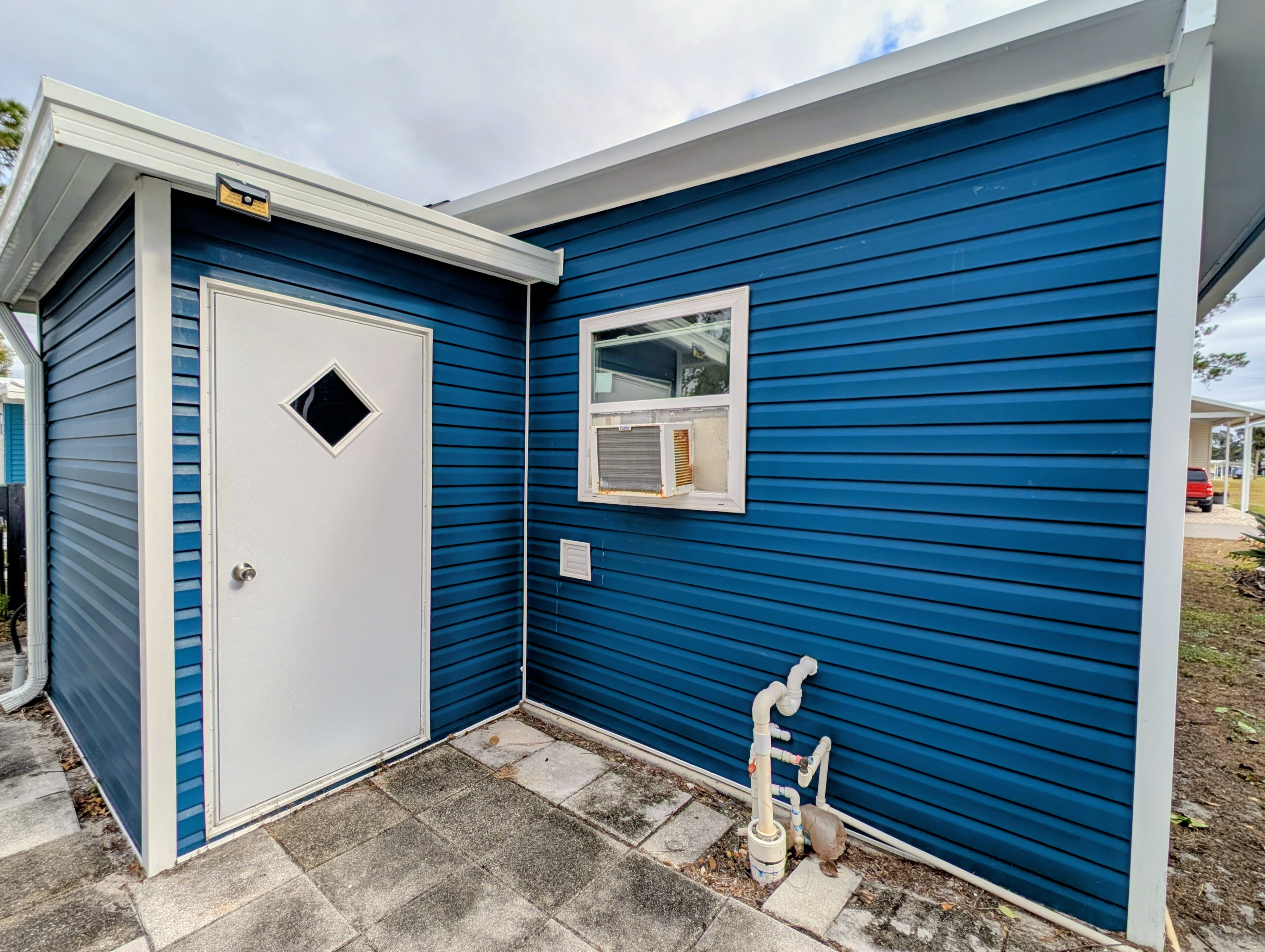 2206 Chaney Dr, Lot 414, Ruskin, Florida 33570, 2 Bedrooms Bedrooms, ,1 BathroomBathrooms,55-Plus Mobile Home,For Sale,Chaney Dr, Lot 414,4339