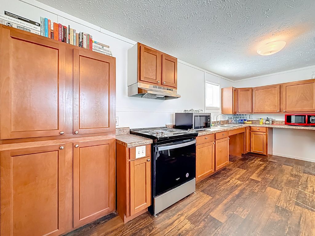 3503 58th Ave N, Lot 48, St Petersbug, Florida 33714, 2 Bedrooms Bedrooms, ,1 BathroomBathrooms,55-Plus Mobile Home,For Sale,58th Ave N, Lot 48,4342