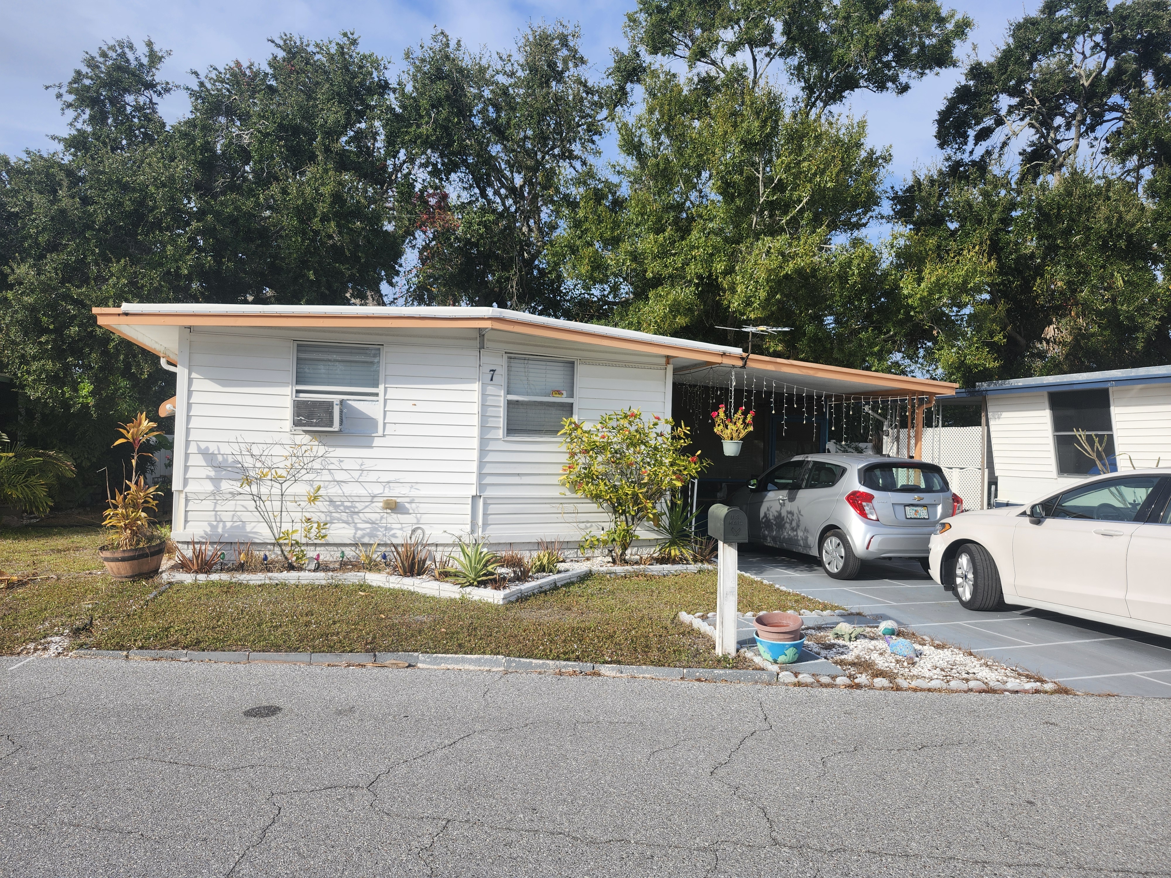 28488 US Hwy 19 N, Lot 7, Clearwater, Florida 33761, 2 Bedrooms Bedrooms, ,1 BathroomBathrooms,55-Plus Mobile Home,For Sale,US Hwy 19 N, Lot 7,4346