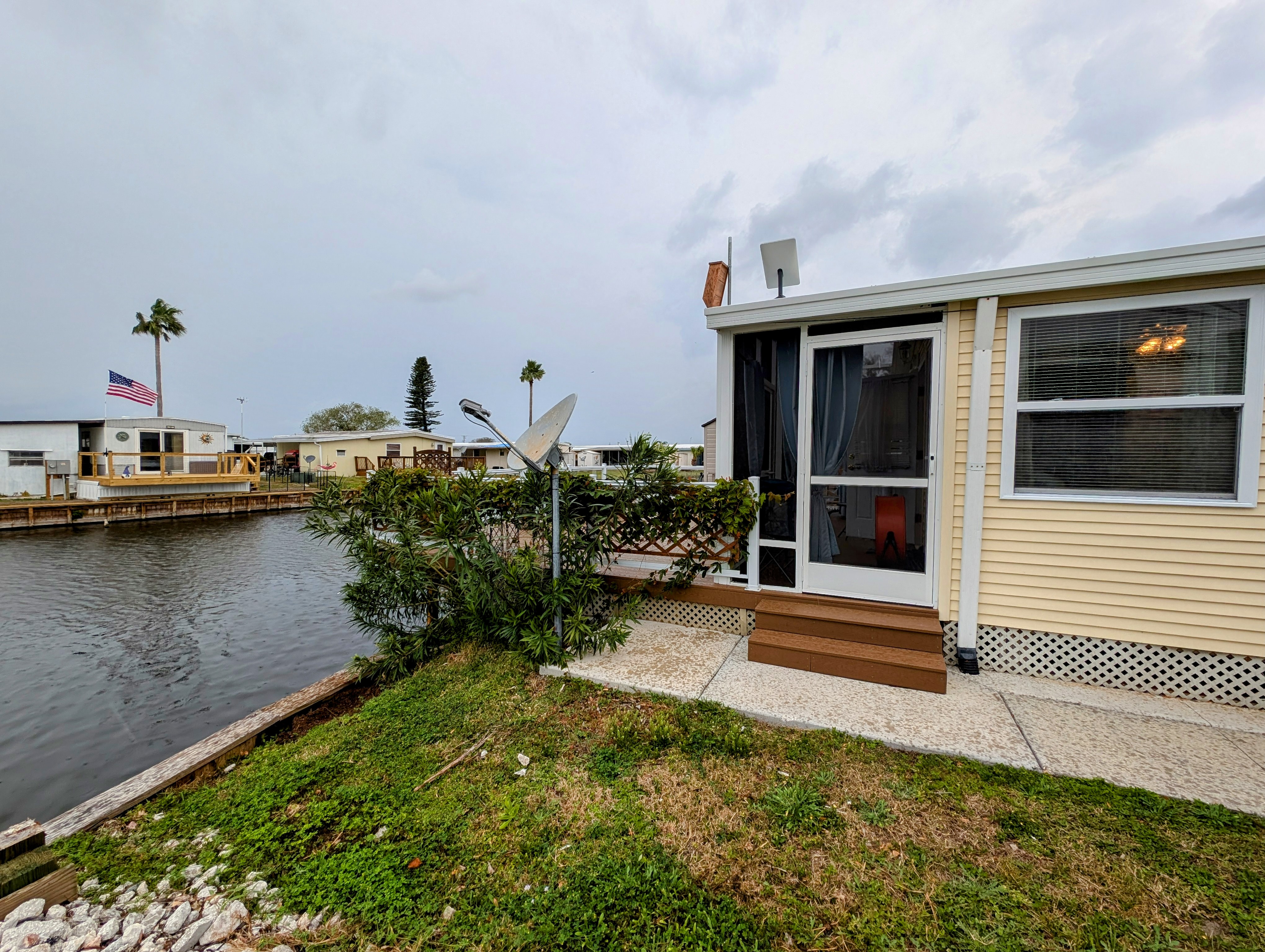 3748 Hula Circle, Ruskin, Florida 33570, 2 Bedrooms Bedrooms, ,1 BathroomBathrooms,All - Age Mobile Home,For Sale,Hula Circle,4349