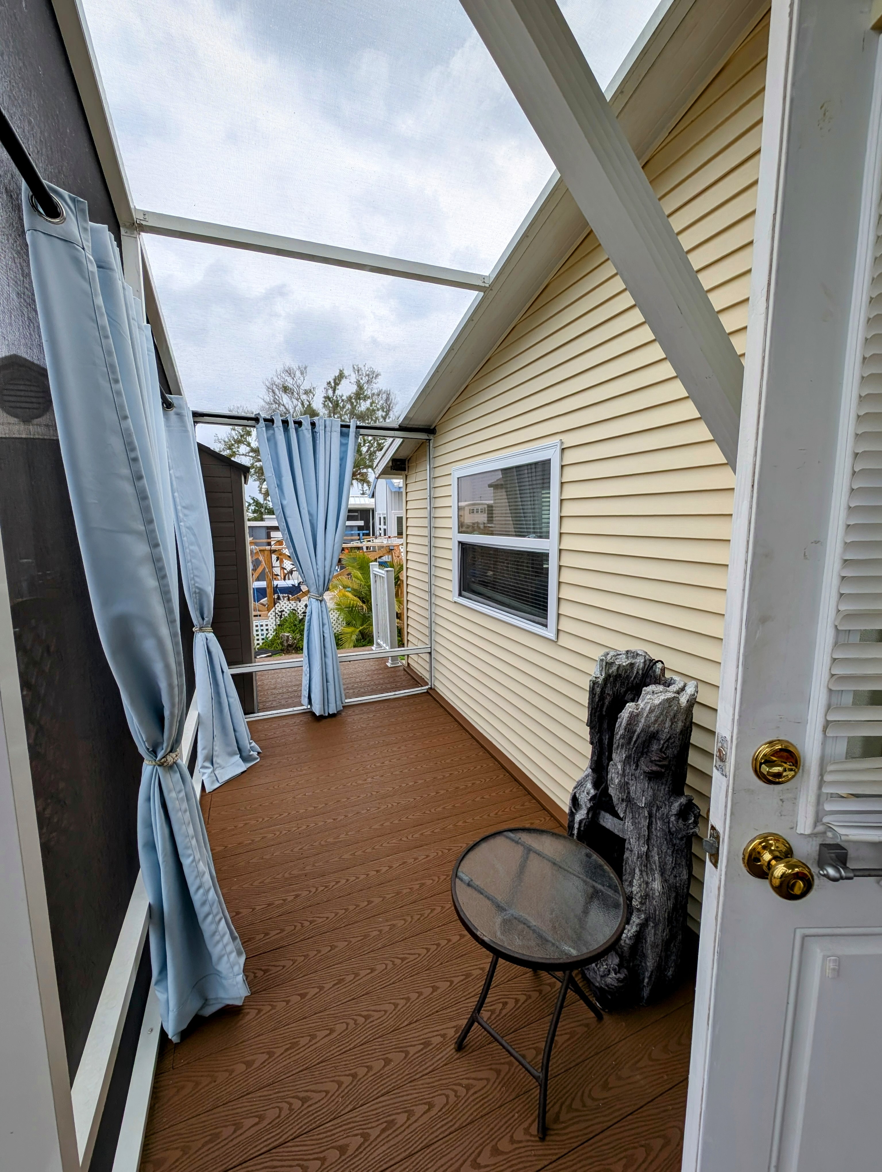 3748 Hula Circle, Ruskin, Florida 33570, 2 Bedrooms Bedrooms, ,1 BathroomBathrooms,All - Age Mobile Home,For Sale,Hula Circle,4349