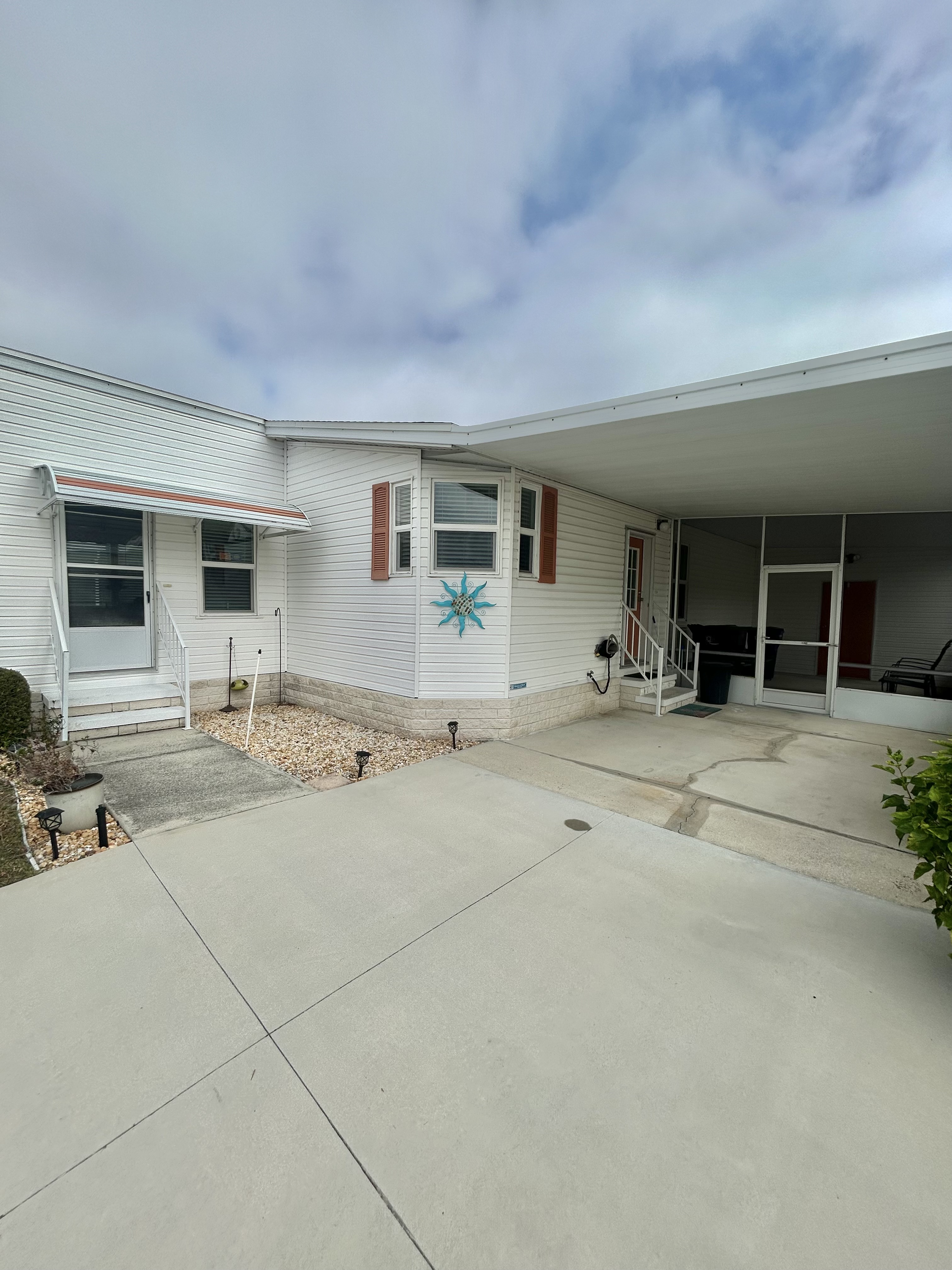 8606 27th Ave E, Palmetto, Florida 34221, 2 Bedrooms Bedrooms, ,2 BathroomsBathrooms,55-Plus Mobile Home,For Sale,27th Ave E,4352