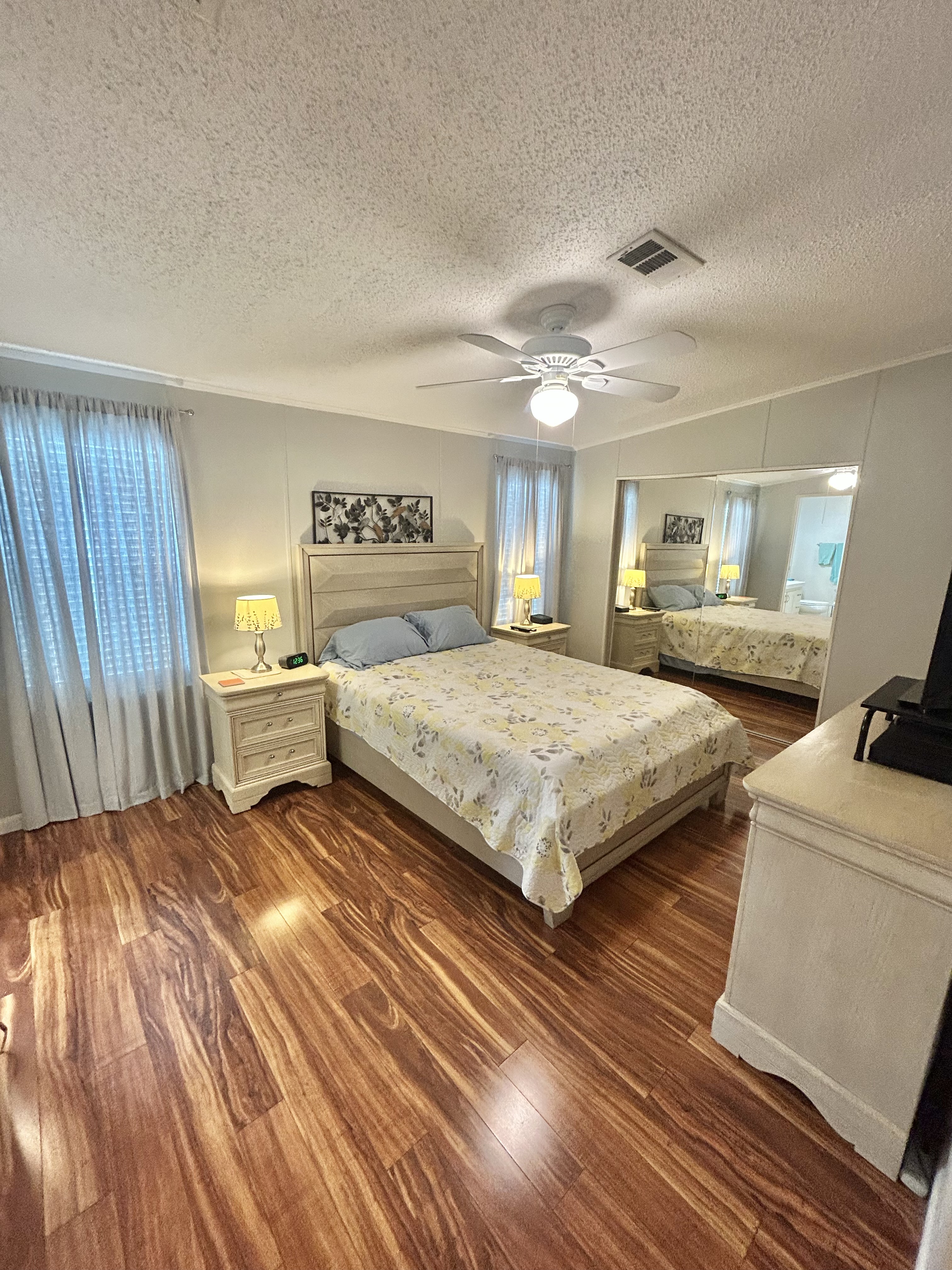 8606 27th Ave E, Palmetto, Florida 34221, 2 Bedrooms Bedrooms, ,2 BathroomsBathrooms,55-Plus Mobile Home,For Sale,27th Ave E,4352