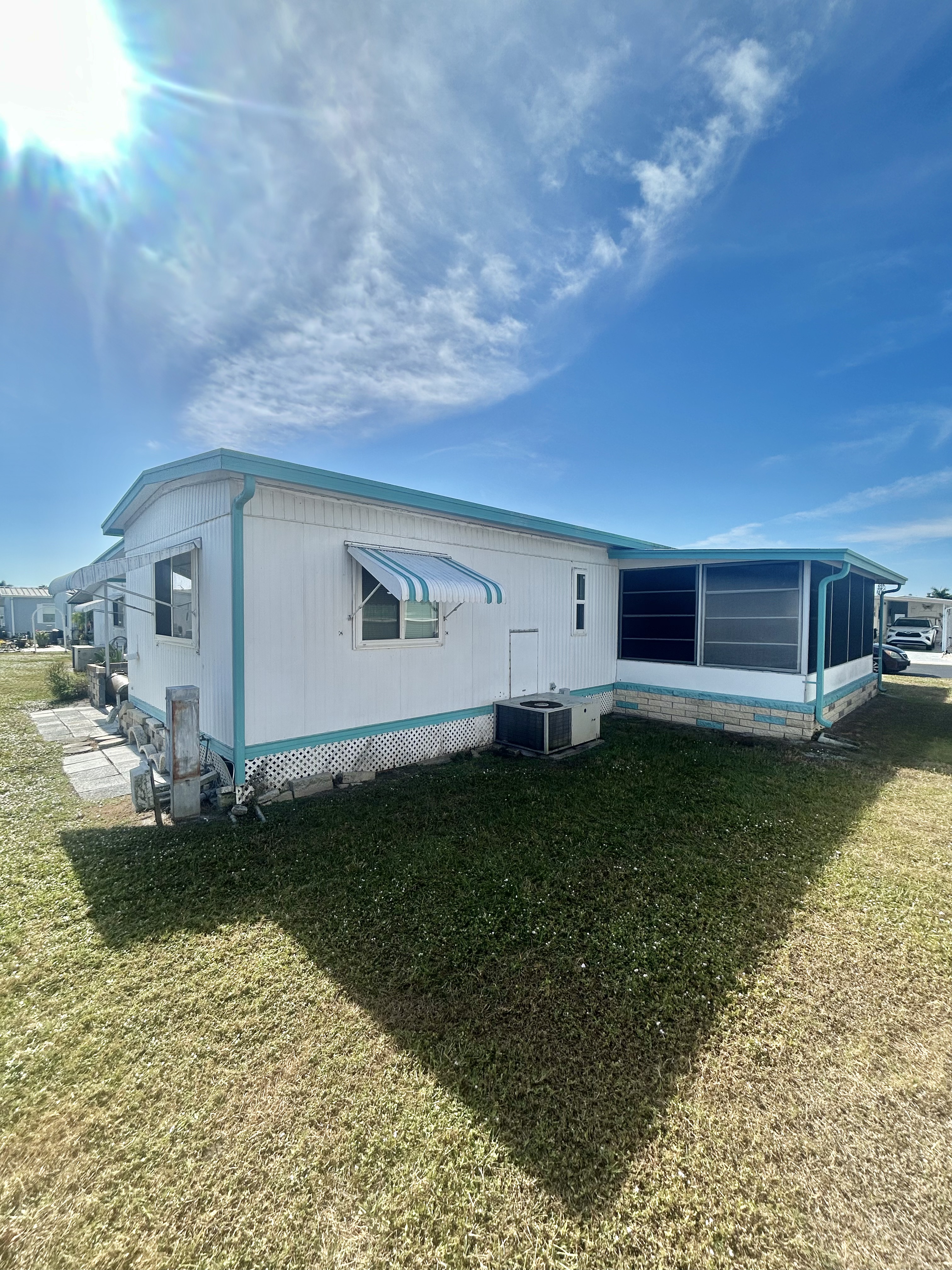267 Coconut St, Bradenton, Florida 34207, 2 Bedrooms Bedrooms, ,2 BathroomsBathrooms,55-Plus Mobile Home,For Sale,Coconut St,4354