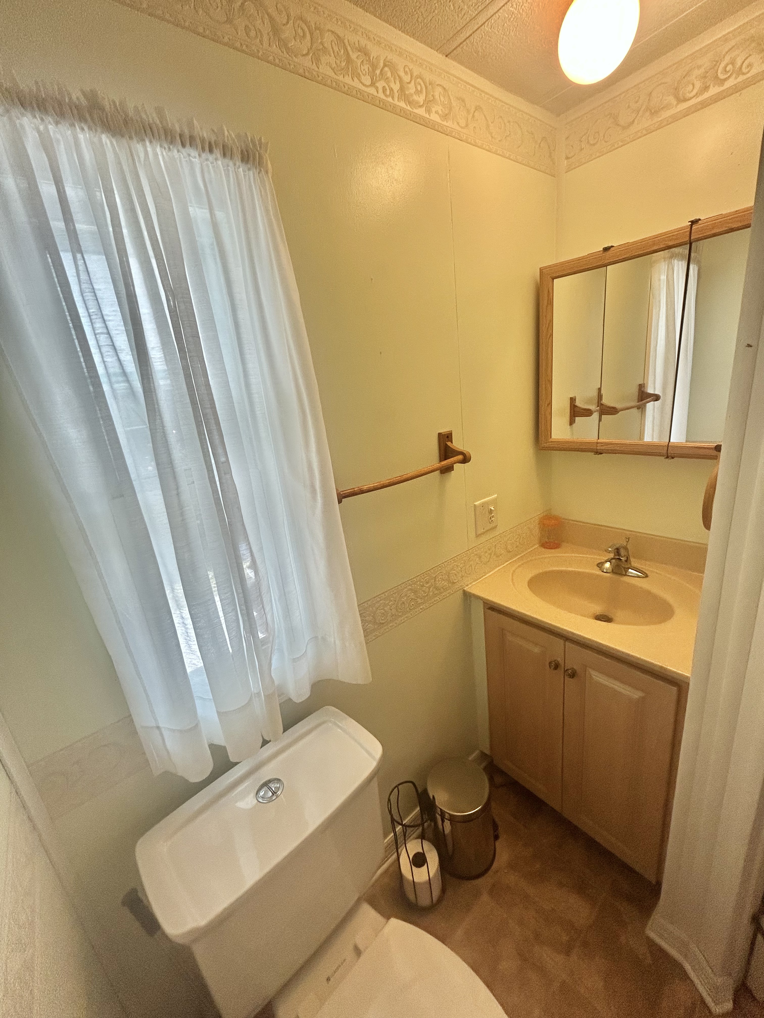 267 Coconut St, Bradenton, Florida 34207, 2 Bedrooms Bedrooms, ,2 BathroomsBathrooms,55-Plus Mobile Home,For Sale,Coconut St,4354