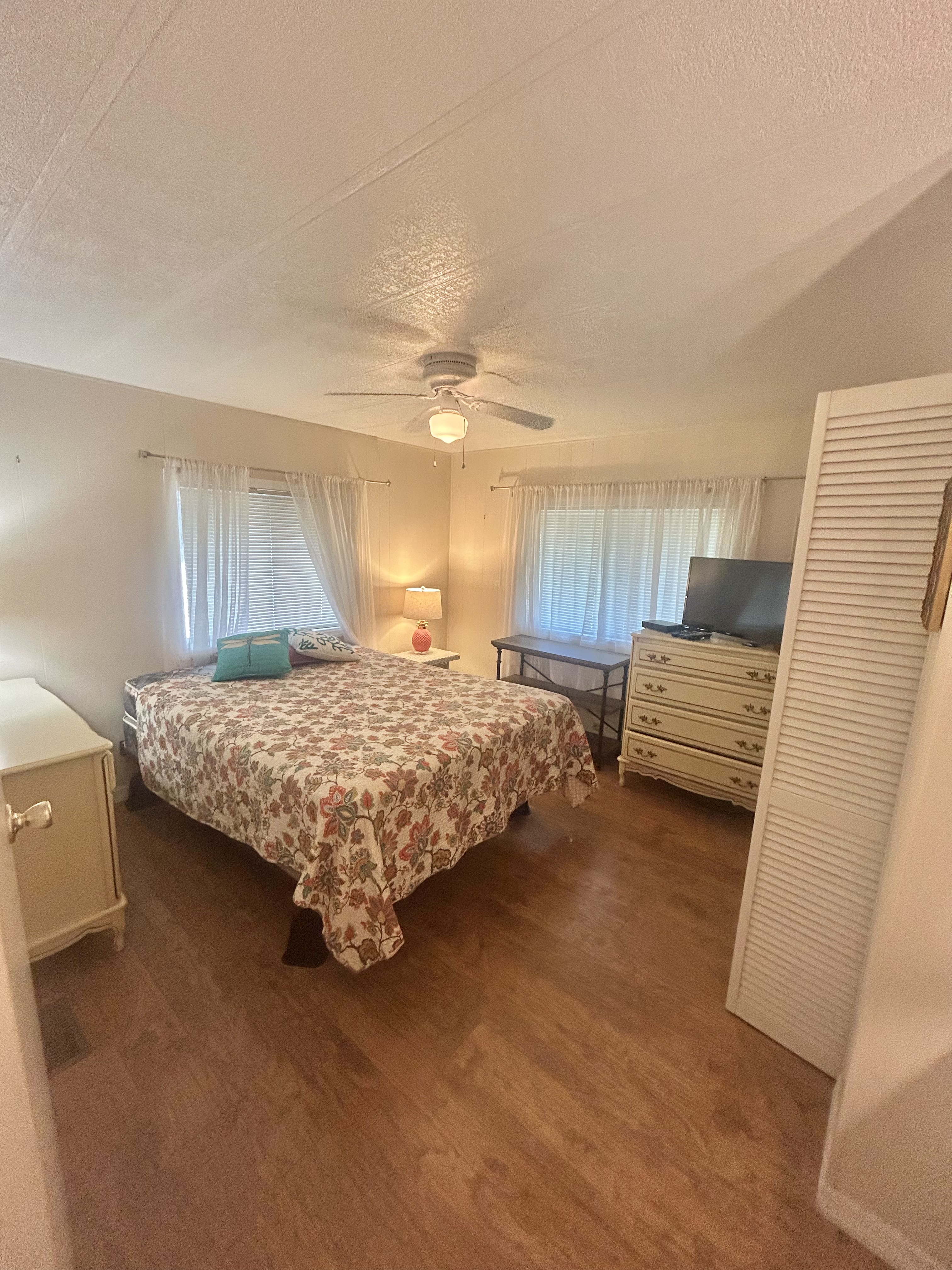 267 Coconut St, Bradenton, Florida 34207, 2 Bedrooms Bedrooms, ,2 BathroomsBathrooms,55-Plus Mobile Home,For Sale,Coconut St,4354