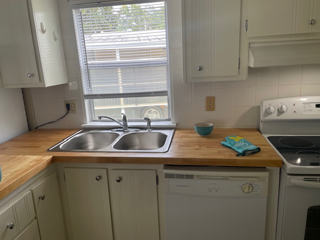 3113 State Rd 580, Lot 56, Safety Harbor, Florida 34695, ,55-Plus Mobile Home,For Sale,State Rd 580, Lot 56,4355