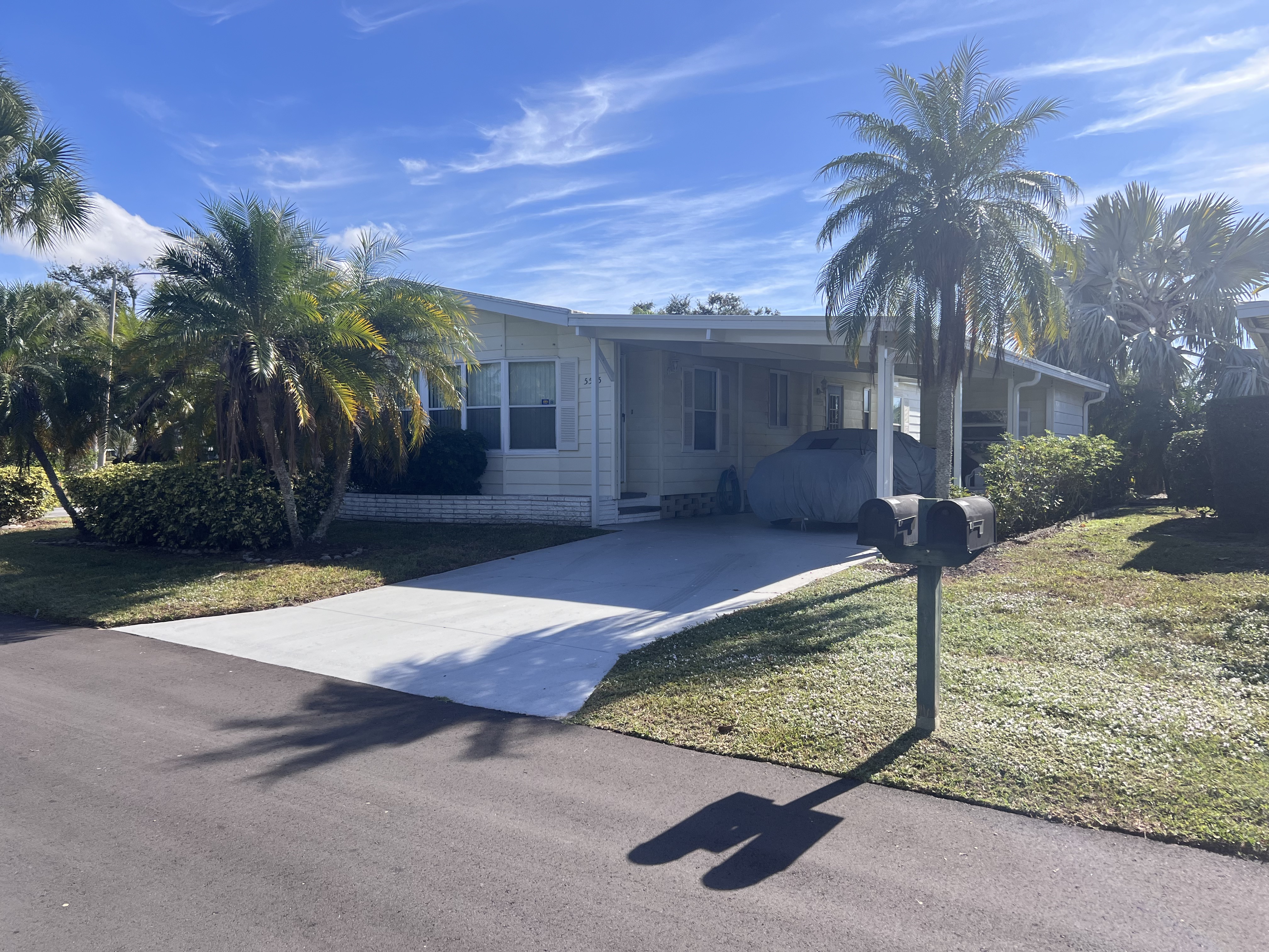 5515 Axminster Dr, Sarasota, Florida 34241, 2 Bedrooms Bedrooms, ,2 BathroomsBathrooms,55-Plus Mobile Home,For Sale,Axminster Dr,4371