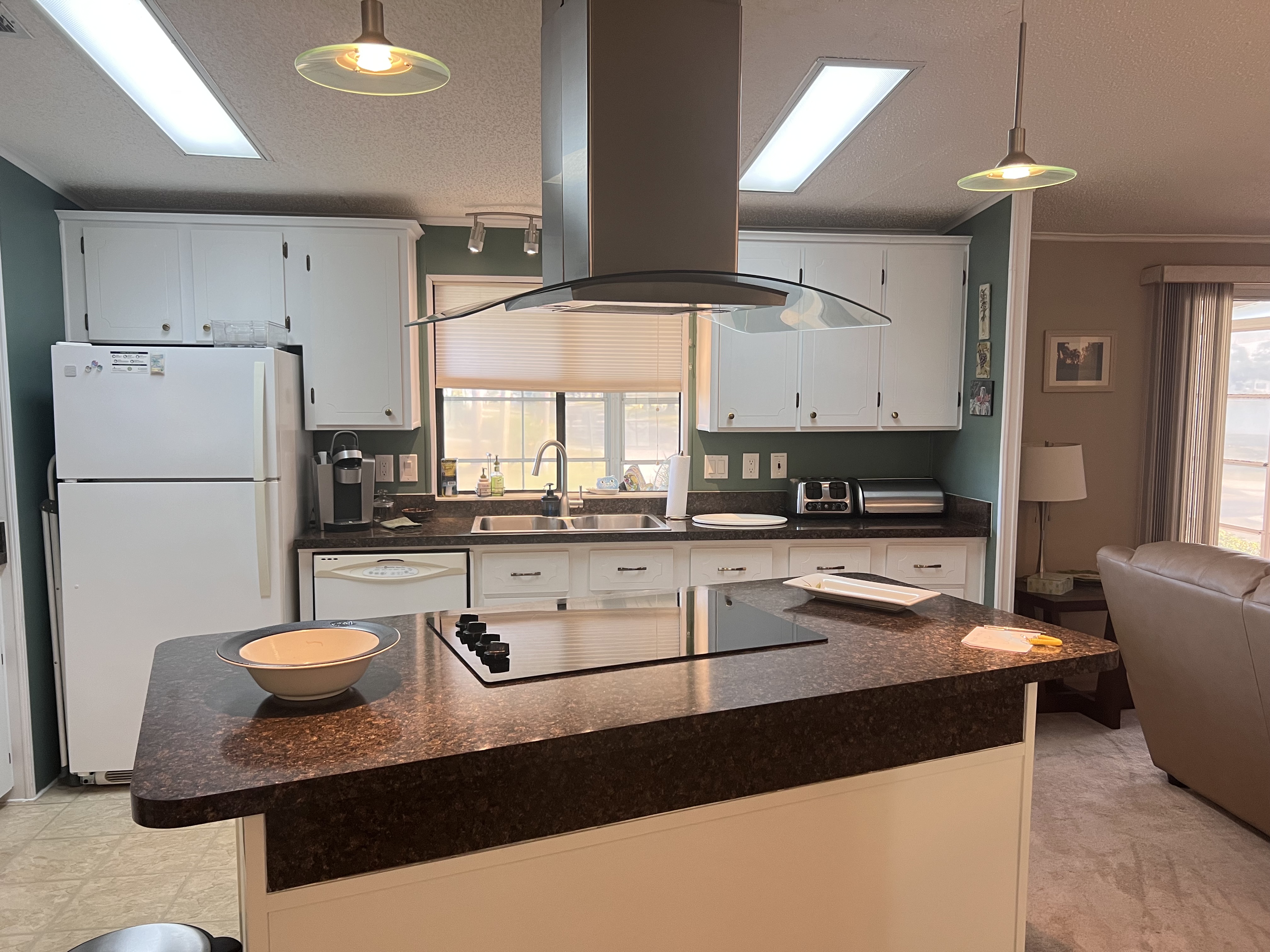 5515 Axminster Dr, Sarasota, Florida 34241, 2 Bedrooms Bedrooms, ,2 BathroomsBathrooms,55-Plus Mobile Home,For Sale,Axminster Dr,4371