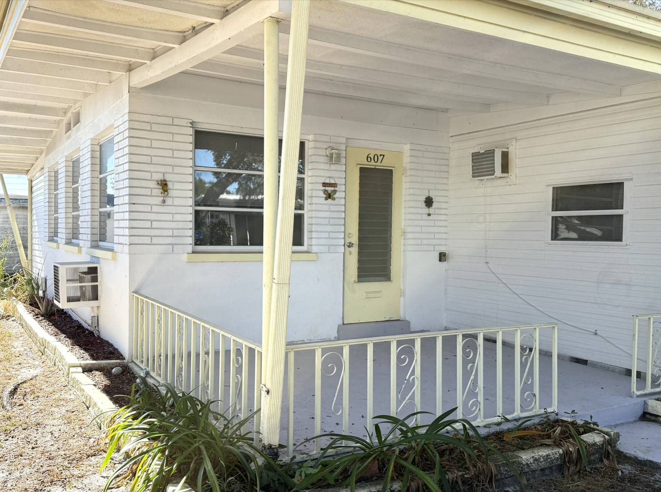 20000 US Hwy 19 N, Lot 607, Clearwater, Florida 33764, 2 Bedrooms Bedrooms, ,1 BathroomBathrooms,55-Plus Mobile Home,For Sale,US Hwy 19 N, Lot 607,4385