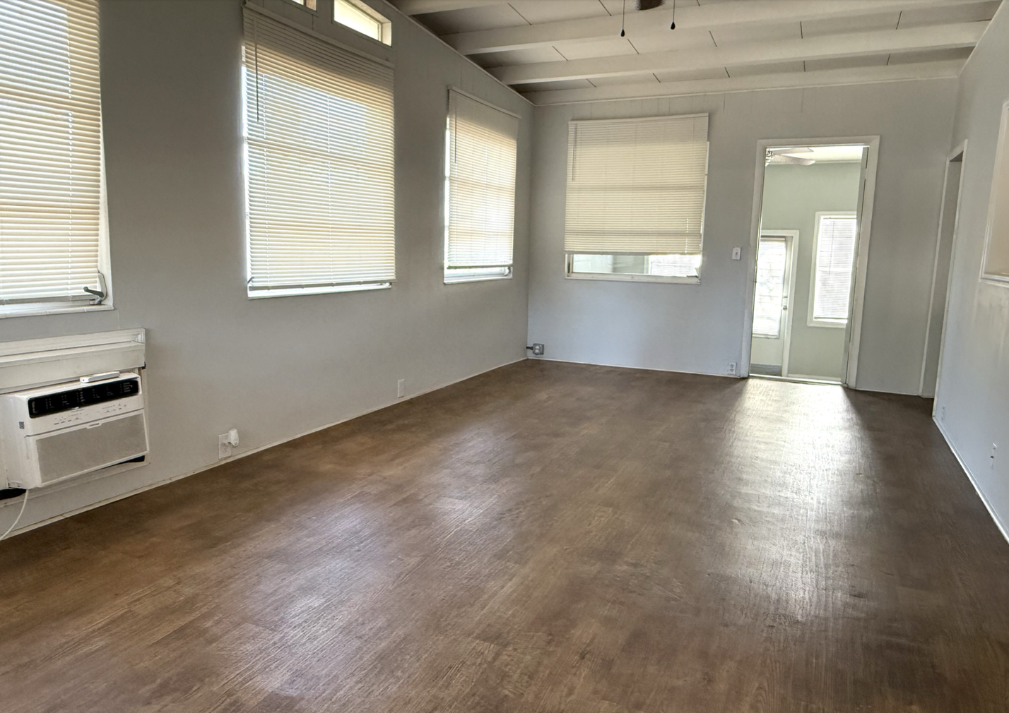 20000 US Hwy 19 N, Lot 607, Clearwater, Florida 33764, 2 Bedrooms Bedrooms, ,1 BathroomBathrooms,55-Plus Mobile Home,For Sale,US Hwy 19 N, Lot 607,4385