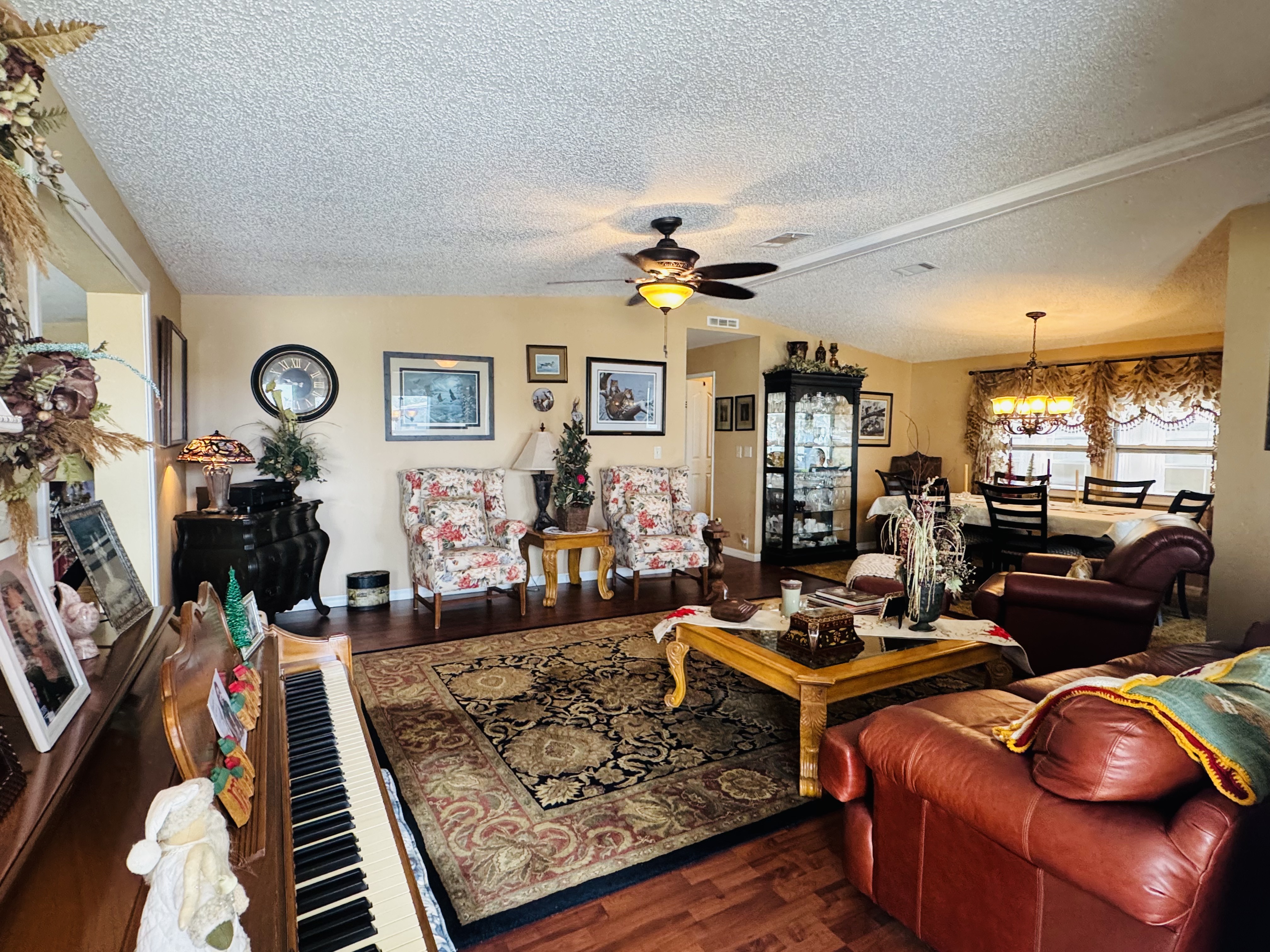 3716 Buena Vista Way South, Ellenton, Florida 34222, 2 Bedrooms Bedrooms, ,2 BathroomsBathrooms,55-Plus Mobile Home,For Sale,Buena Vista Way South,4387