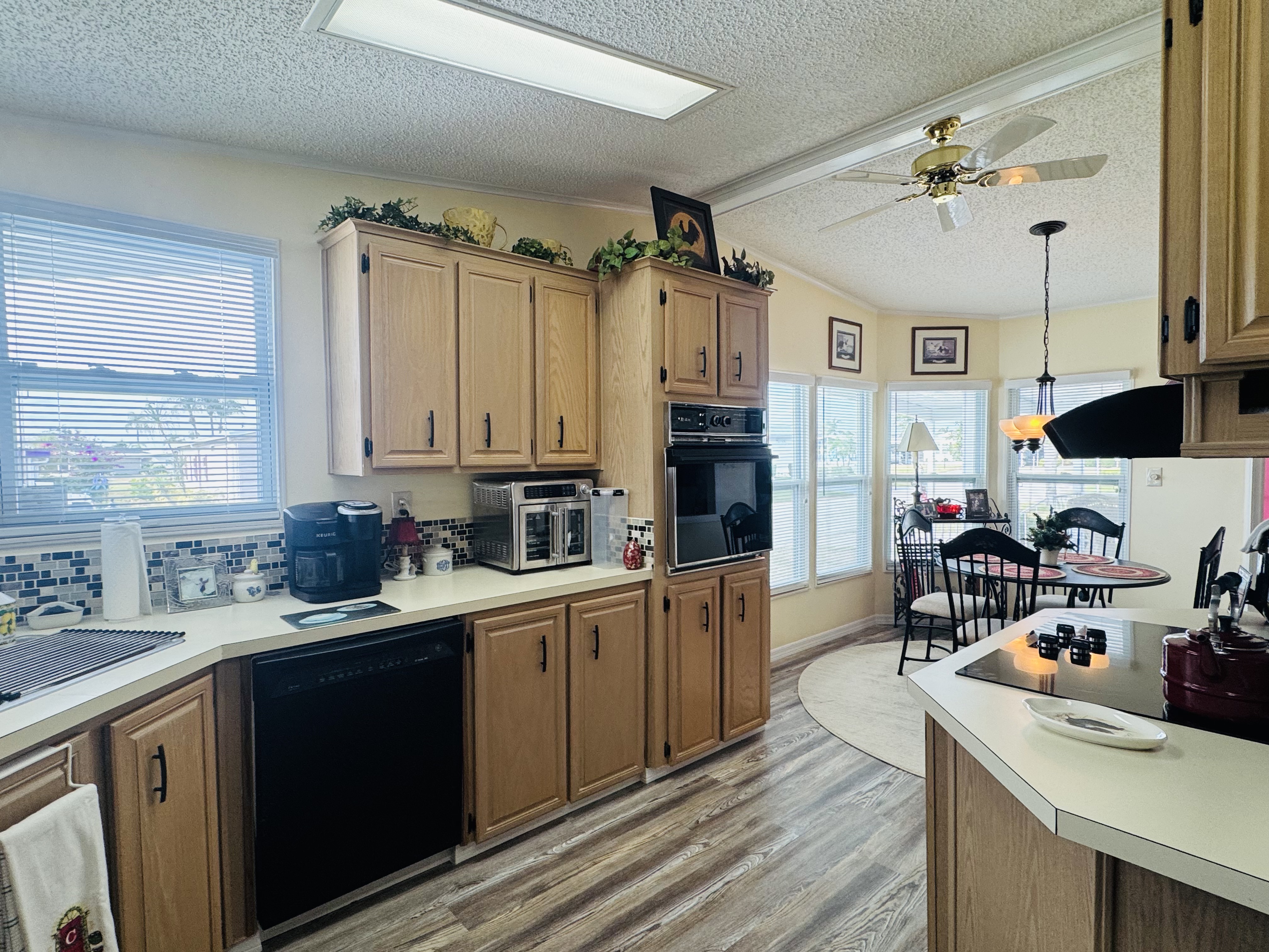 3716 Buena Vista Way South, Ellenton, Florida 34222, 2 Bedrooms Bedrooms, ,2 BathroomsBathrooms,55-Plus Mobile Home,For Sale,Buena Vista Way South,4387