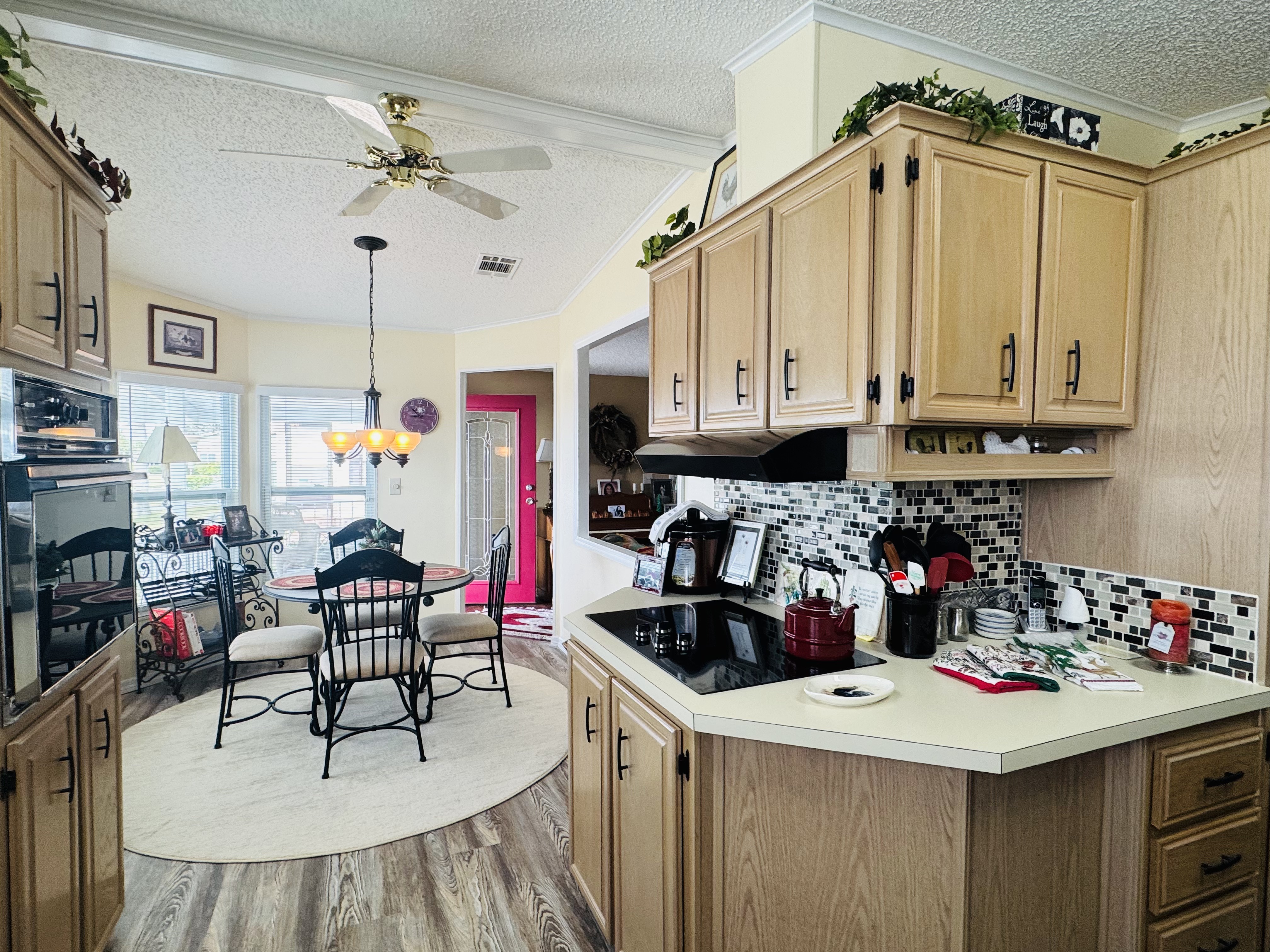 3716 Buena Vista Way South, Ellenton, Florida 34222, 2 Bedrooms Bedrooms, ,2 BathroomsBathrooms,55-Plus Mobile Home,For Sale,Buena Vista Way South,4387