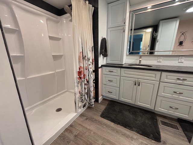 2419 Gulf to Bay Blvd, Lot 265, Clearwater, Florida 33765, 2 Bedrooms Bedrooms, ,1 BathroomBathrooms,55-Plus Mobile Home,For Sale,Gulf to Bay Blvd, Lot 265,4388