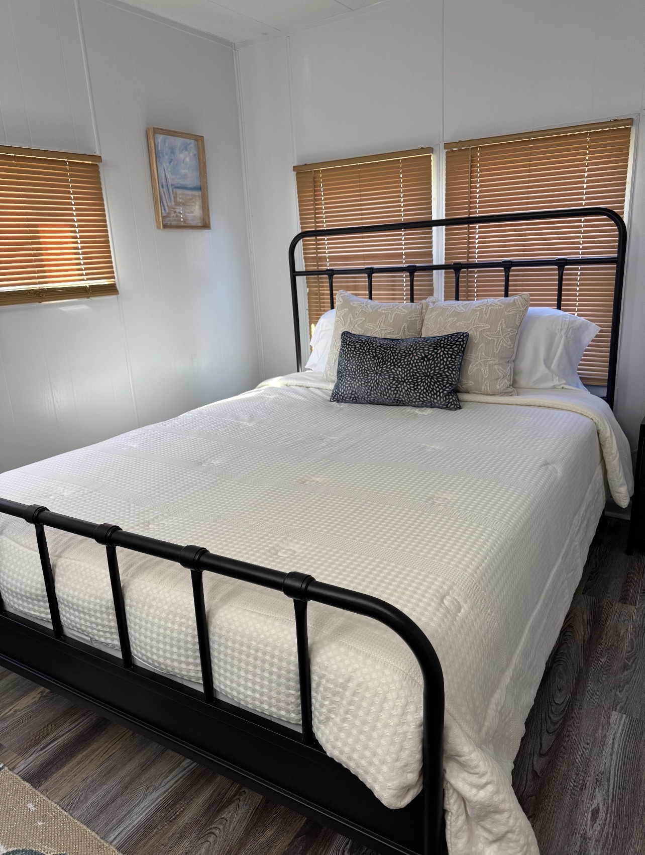 6515 15th St E, Lot H20, Sarasota, Florida 34243, 2 Bedrooms Bedrooms, ,2 BathroomsBathrooms,55-Plus Mobile Home,For Rent,15th St E, Lot H20,4392