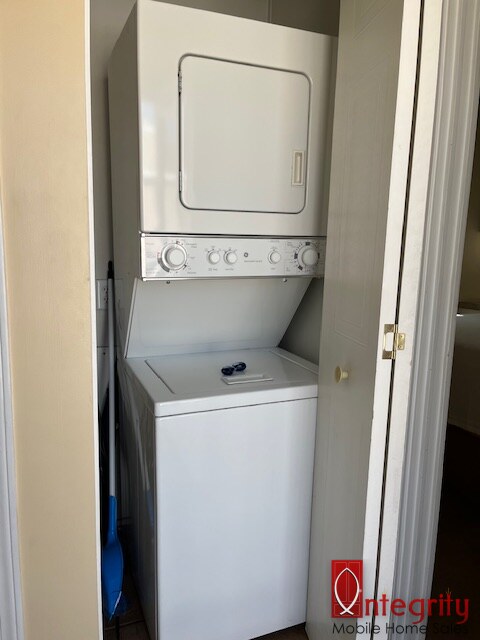 2758 Camper Ct, Kissimmee, Florida 34744, 1 Bedroom Bedrooms, ,1 BathroomBathrooms,All - Age Mobile Home,For Sale,Camper Ct,4397