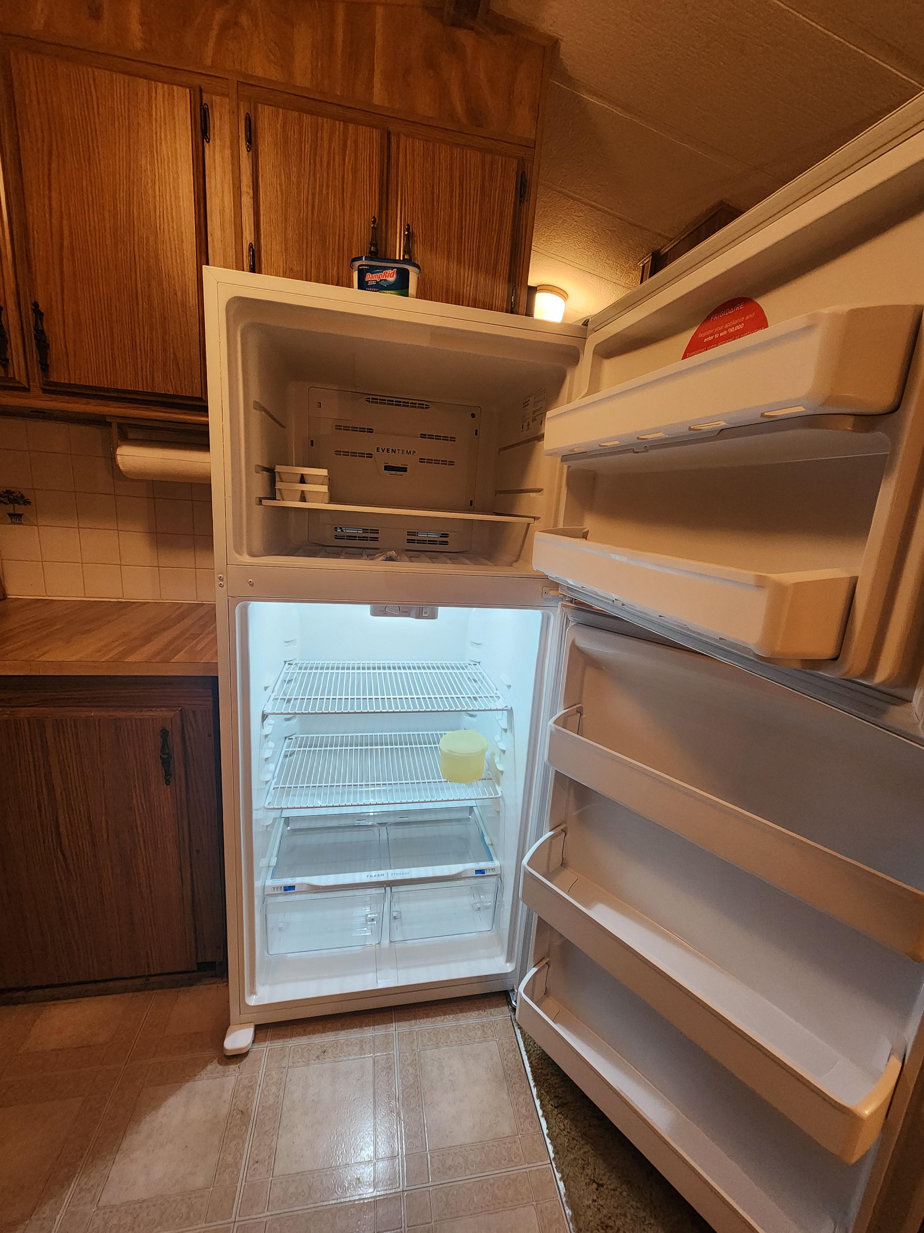 8615 Bayshore Rd, Lot 120, Palmetto, Florida 34221, 1 Bedroom Bedrooms, ,1 BathroomBathrooms,55-Plus Mobile Home,For Sale,Bayshore Rd, Lot 120,4404