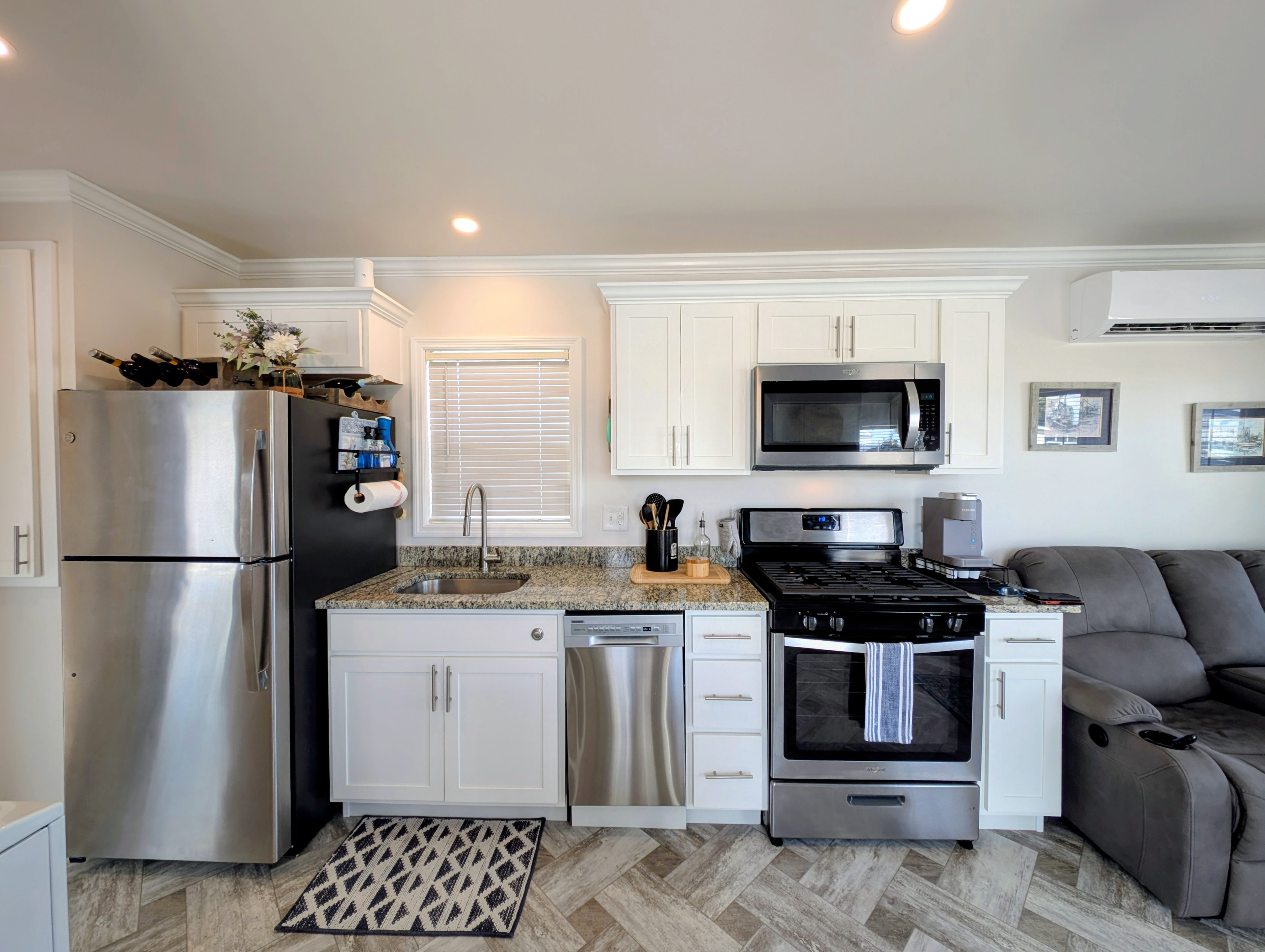 2206 Chaney Dr, Lot 551, Ruskin, Florida 33570, 1 Bedroom Bedrooms, ,1 BathroomBathrooms,55-Plus Mobile Home,For Sale,Chaney Dr, Lot 551,4406