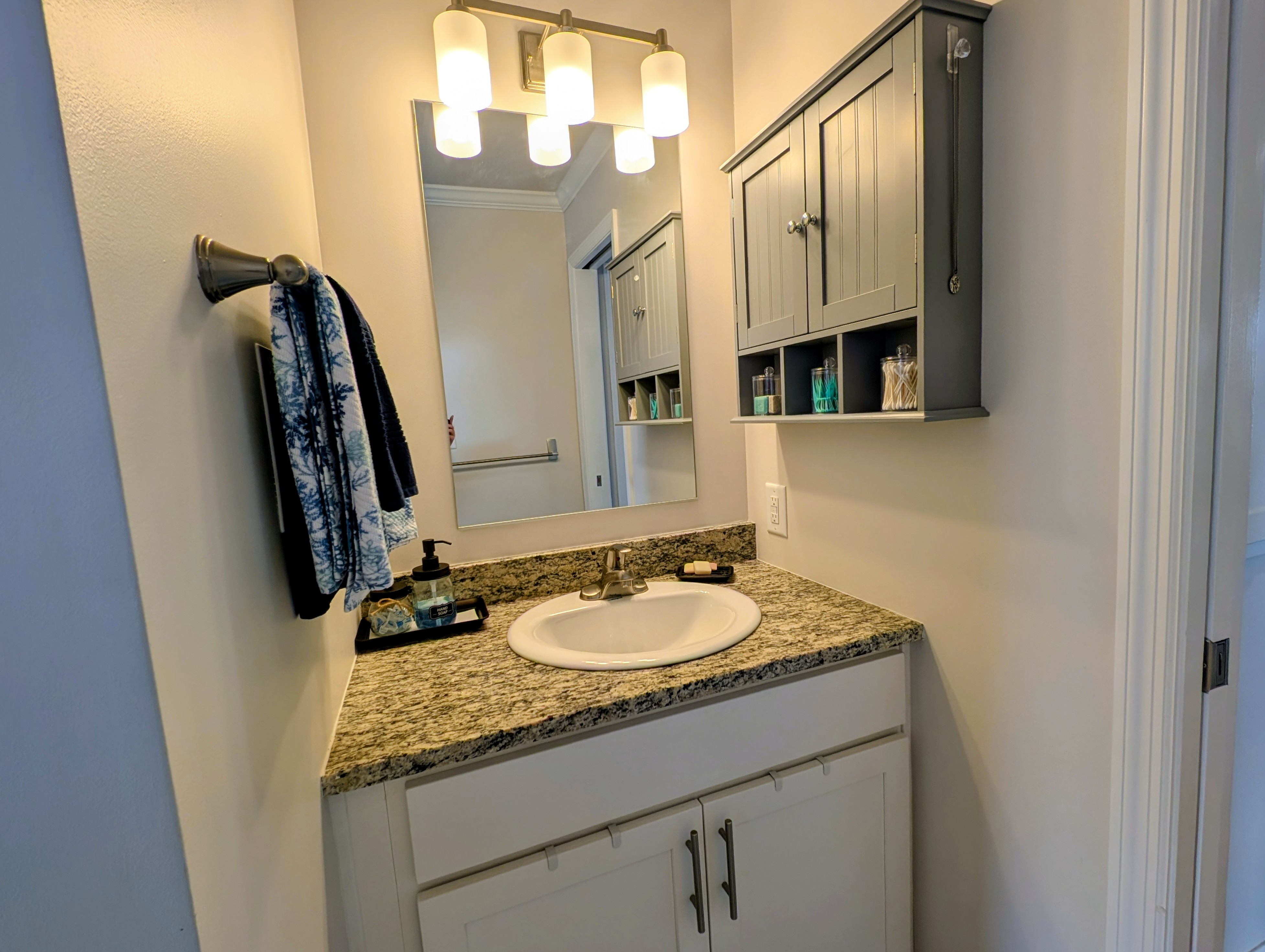 2206 Chaney Dr, Lot 551, Ruskin, Florida 33570, 1 Bedroom Bedrooms, ,1 BathroomBathrooms,55-Plus Mobile Home,For Sale,Chaney Dr, Lot 551,4406