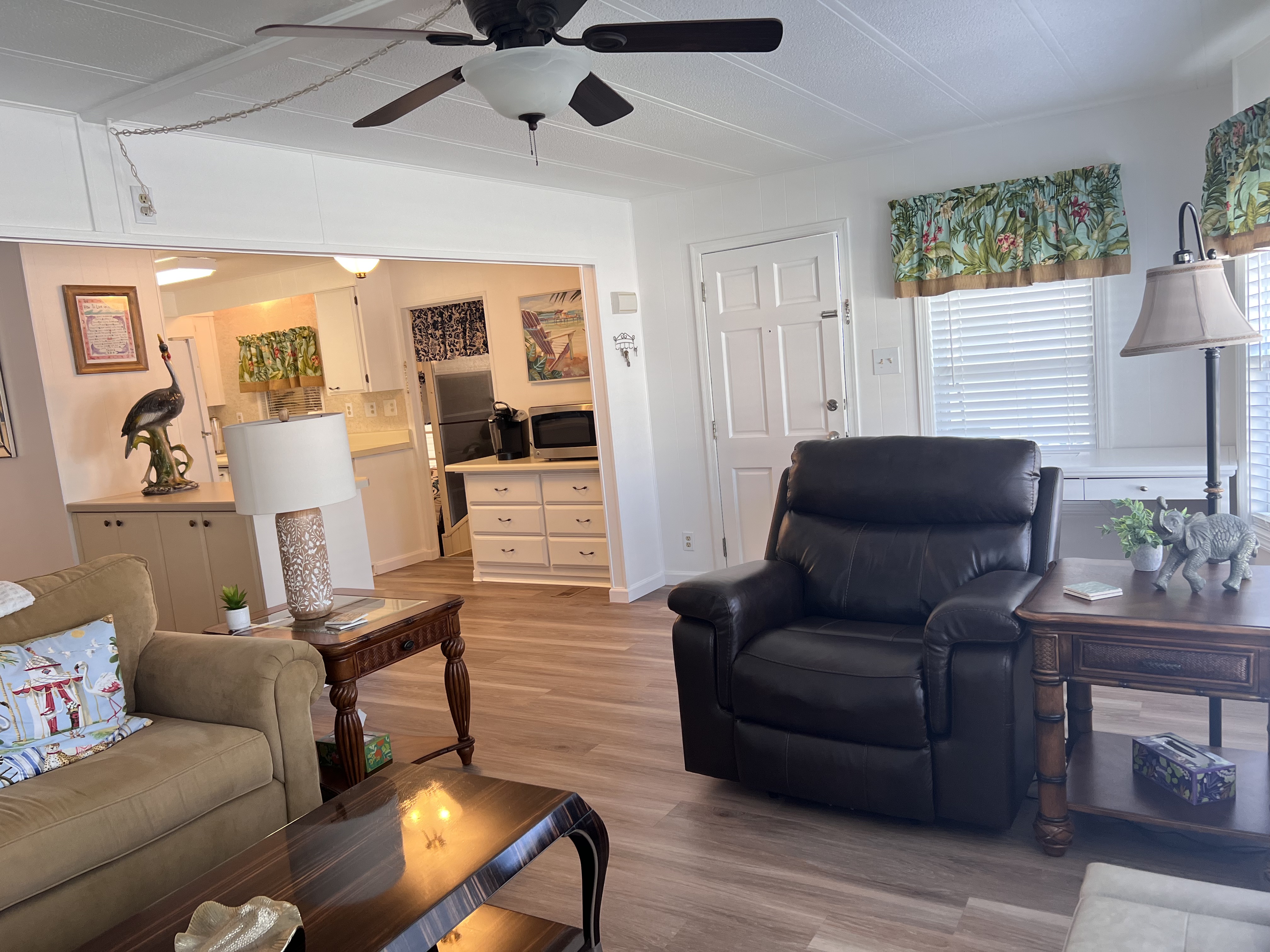 237 San Carlos St, Nokomis, Florida 34275, 2 Bedrooms Bedrooms, ,2 BathroomsBathrooms,55-Plus Mobile Home,For Sale,San Carlos St,4416