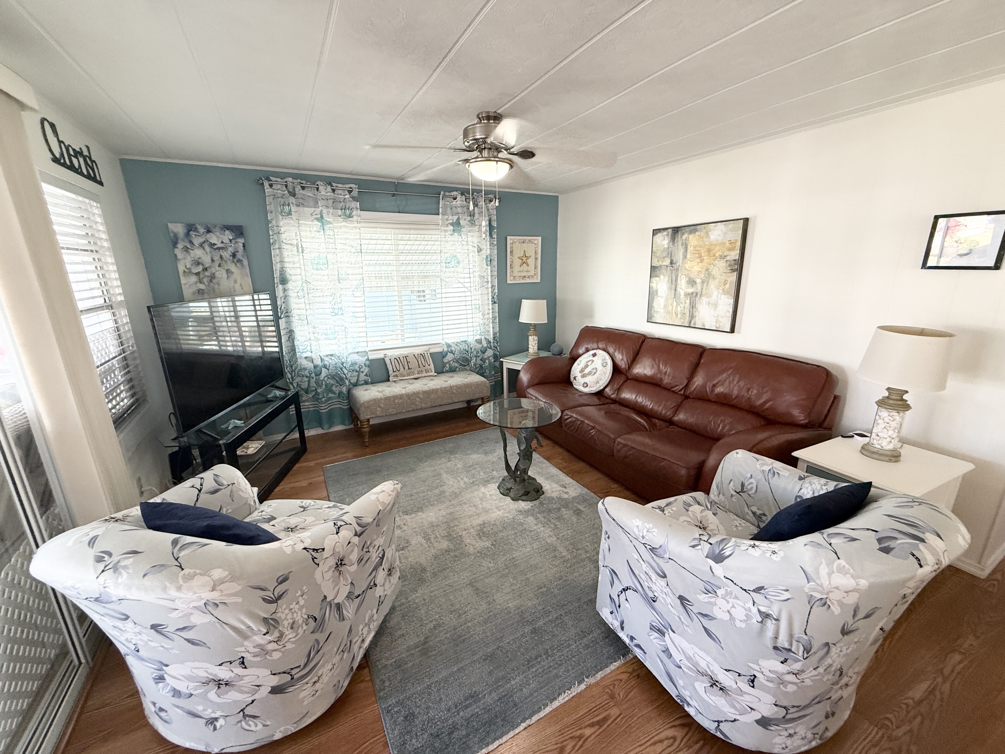 271 Sunnyside Lane, Clearwater, Florida 33770, 2 Bedrooms Bedrooms, ,2 BathroomsBathrooms,55-Plus Mobile Home,For Sale,Sunnyside Lane,4418