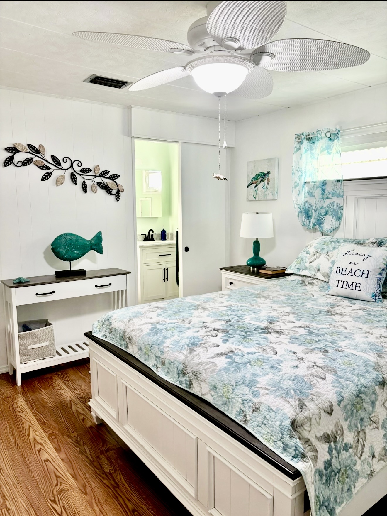 271 Sunnyside Lane, Clearwater, Florida 33770, 2 Bedrooms Bedrooms, ,2 BathroomsBathrooms,55-Plus Mobile Home,For Sale,Sunnyside Lane,4418