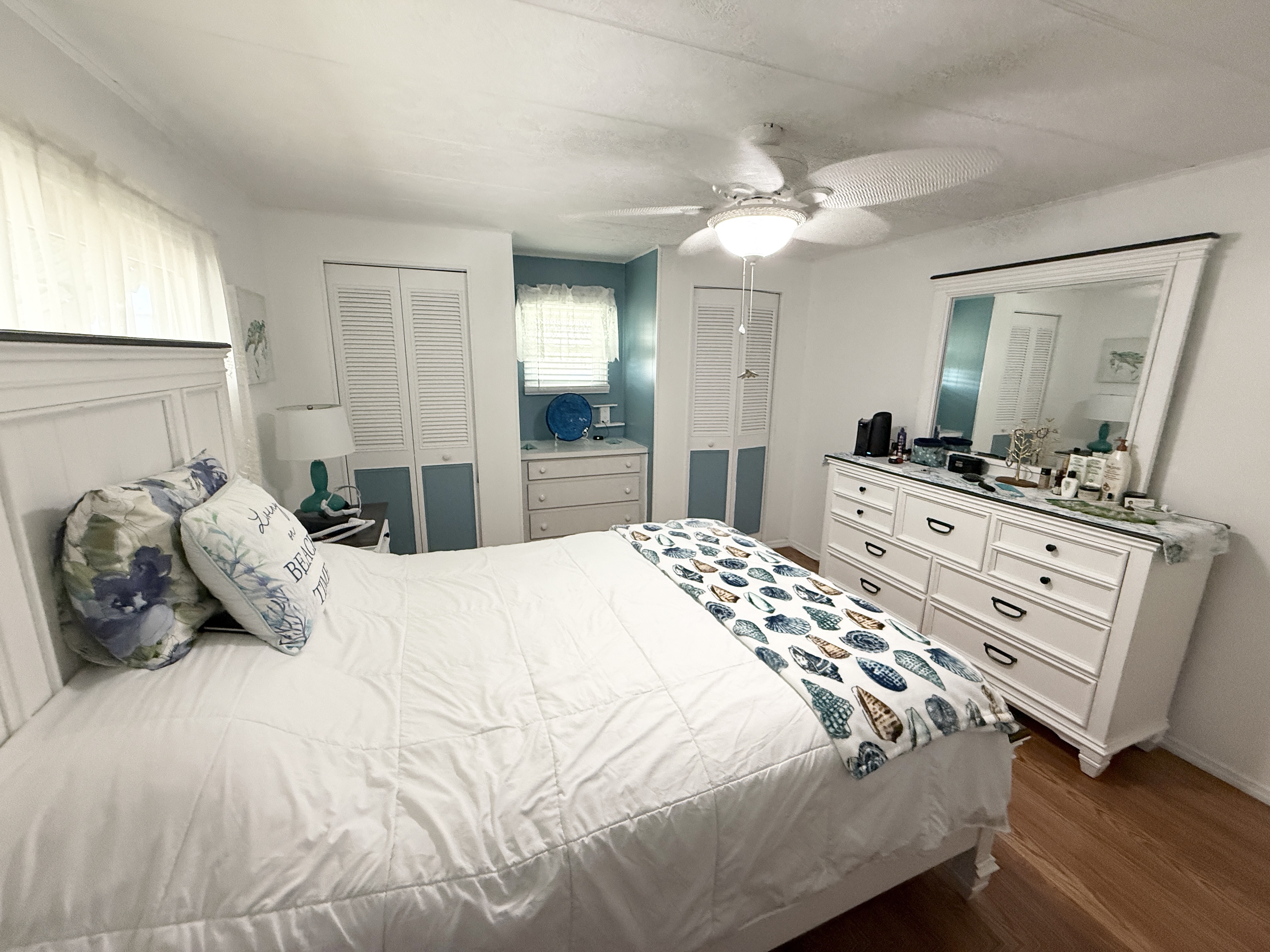 271 Sunnyside Lane, Clearwater, Florida 33770, 2 Bedrooms Bedrooms, ,2 BathroomsBathrooms,55-Plus Mobile Home,For Sale,Sunnyside Lane,4418