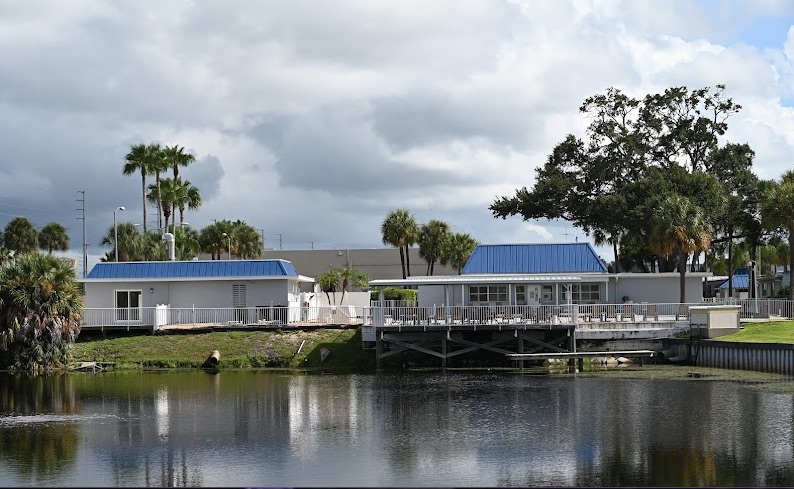 271 Sunnyside Lane, Clearwater, Florida 33770, 2 Bedrooms Bedrooms, ,2 BathroomsBathrooms,55-Plus Mobile Home,For Sale,Sunnyside Lane,4418