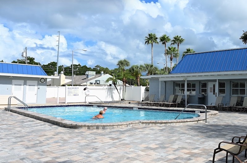 271 Sunnyside Lane, Clearwater, Florida 33770, 2 Bedrooms Bedrooms, ,2 BathroomsBathrooms,55-Plus Mobile Home,For Sale,Sunnyside Lane,4418