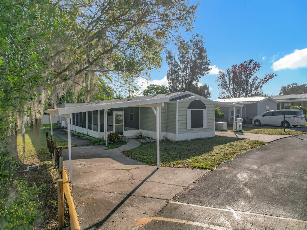 1201 Arizona Ave, Frostproof, Florida 33843, 3 Bedrooms Bedrooms, ,2 BathroomsBathrooms,55-Plus Mobile Home,For Sale,Arizona Ave,4420