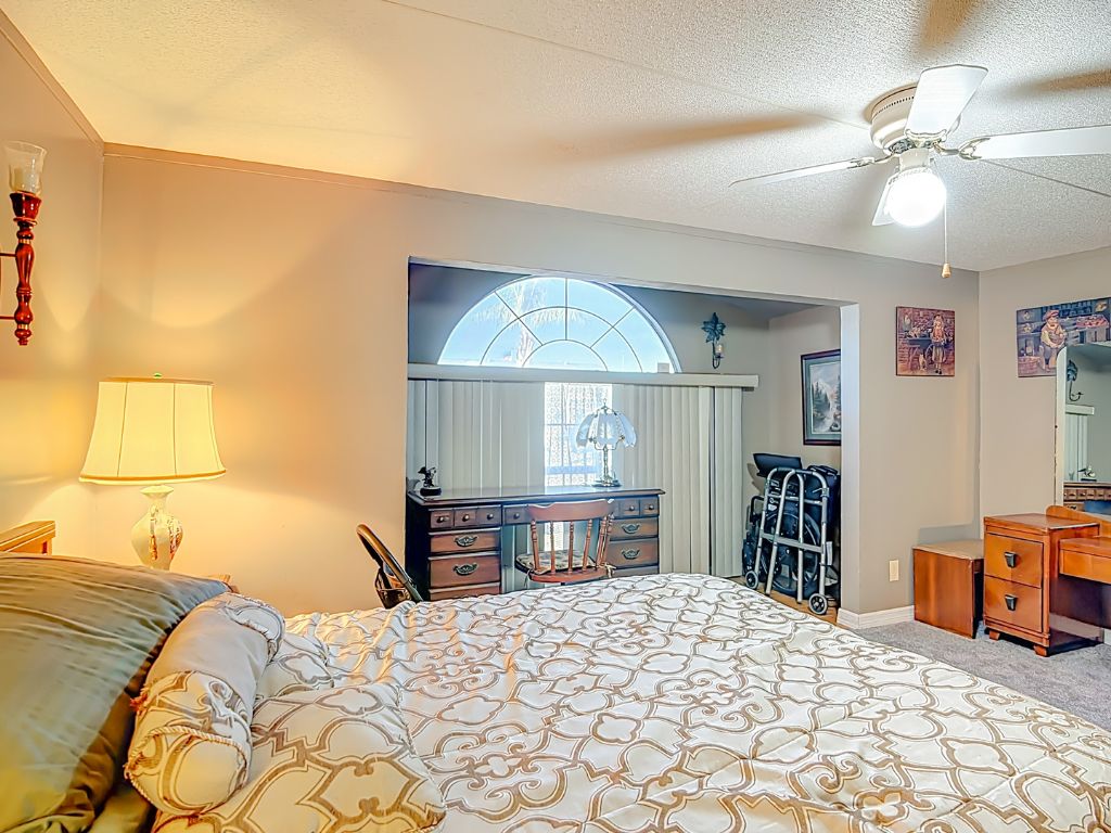 1201 Arizona Ave, Frostproof, Florida 33843, 3 Bedrooms Bedrooms, ,2 BathroomsBathrooms,55-Plus Mobile Home,For Sale,Arizona Ave,4420