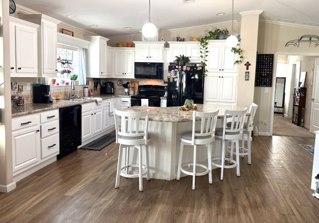 601 Starkey Rd, Lot 29, Largo, Florida 33771, 3 Bedrooms Bedrooms, ,2 BathroomsBathrooms,55-Plus Mobile Home,For Sale,Starkey Rd, Lot 29,4425